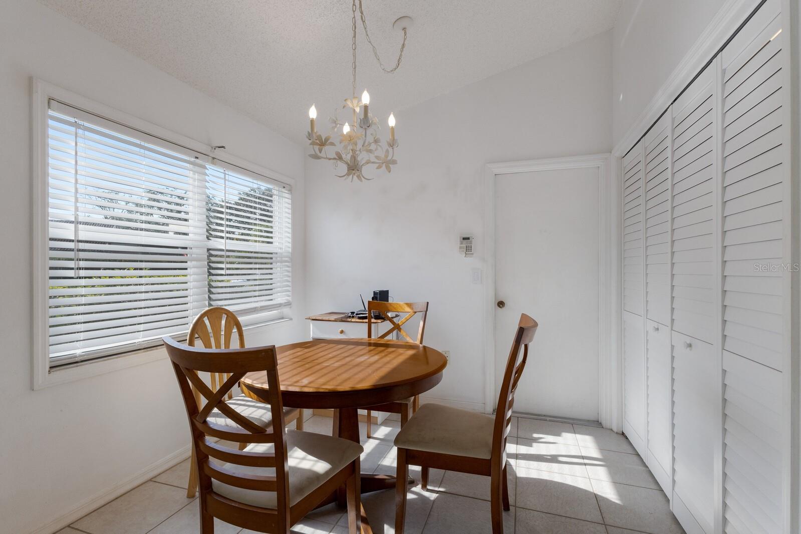 5512 GARDENS DR, SARASOTA, FL, 34243