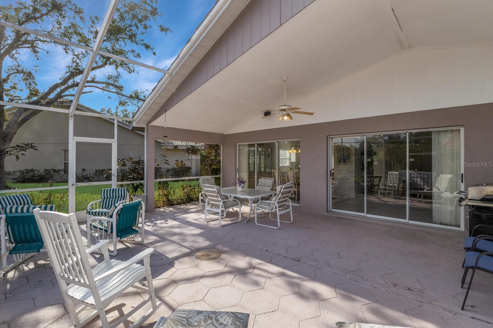 5512 GARDENS DR, SARASOTA, FL, 34243
