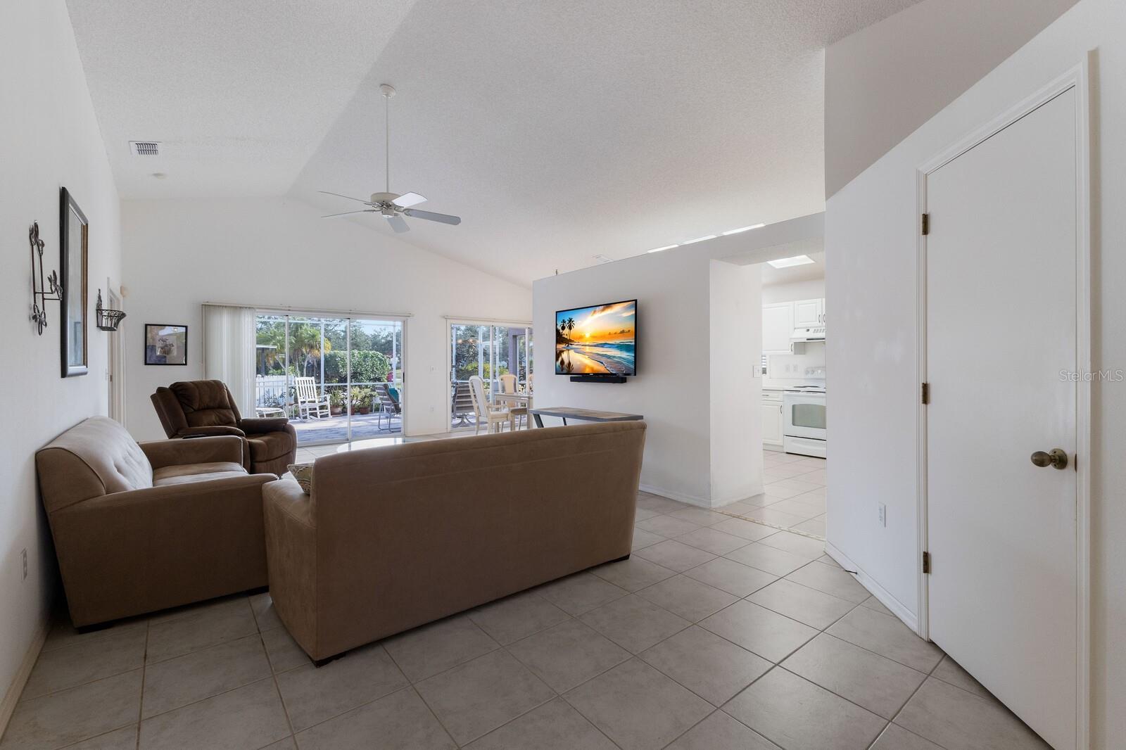 5512 GARDENS DR, SARASOTA, FL, 34243