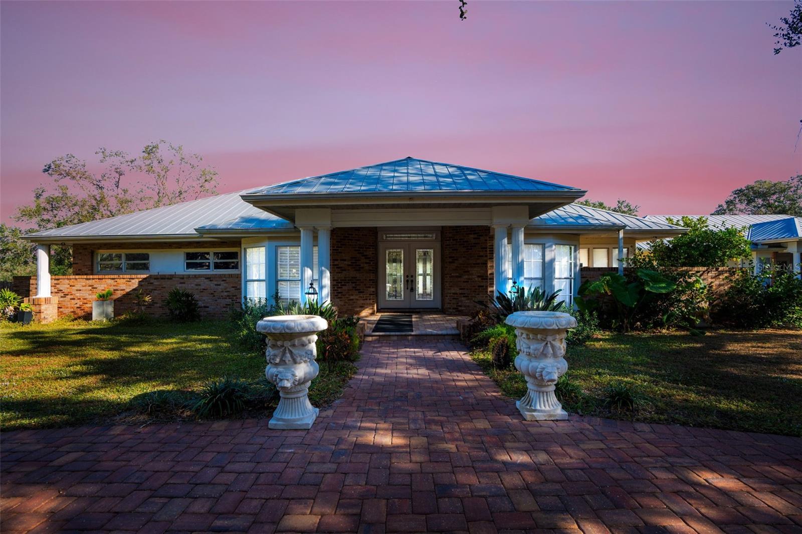 7945 PALMER BLVD, SARASOTA, FL, 34240