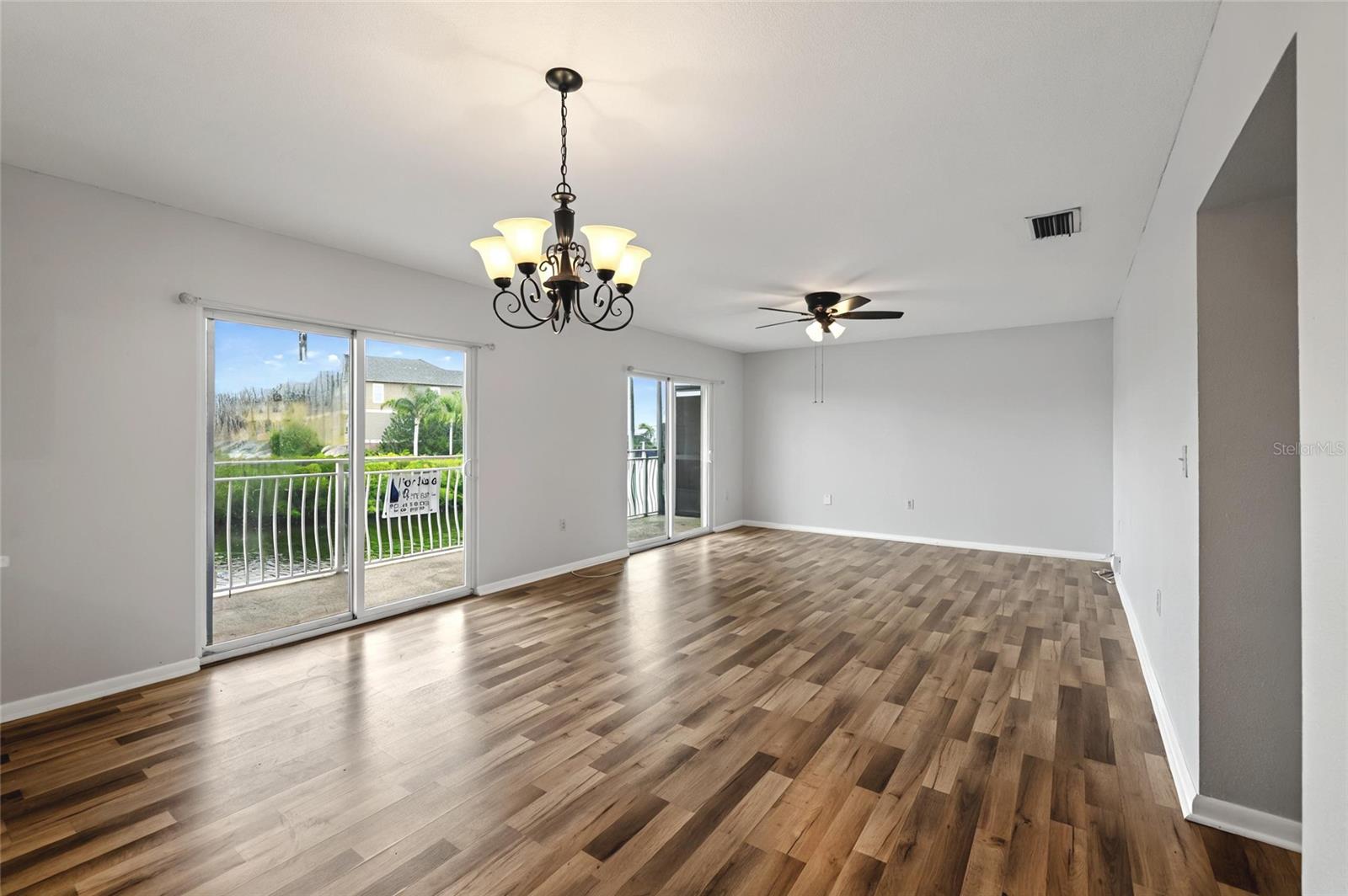 8814 BAY POINTE DR #204, TAMPA, FL, 33615