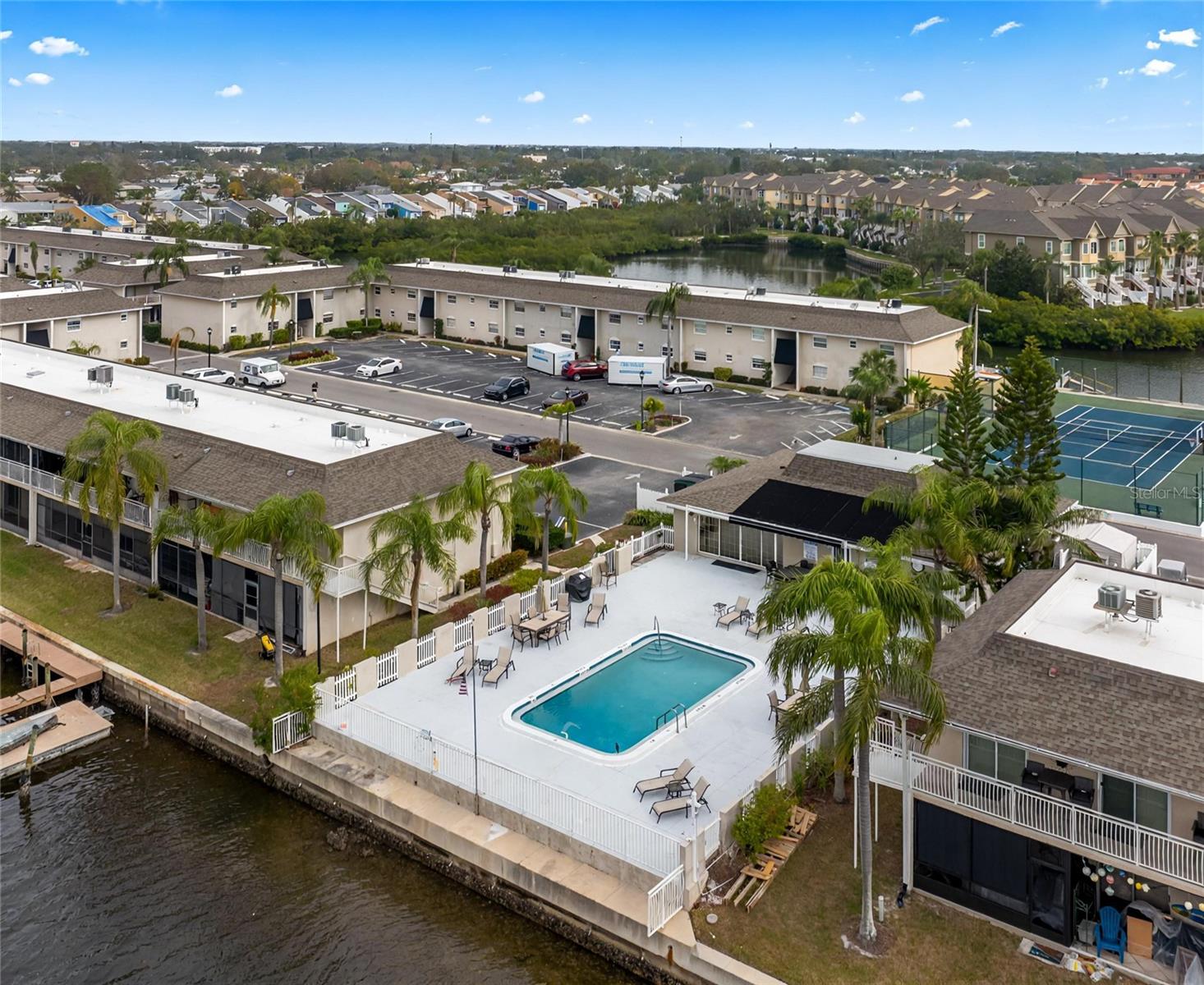 8814 BAY POINTE DR #204, TAMPA, FL, 33615