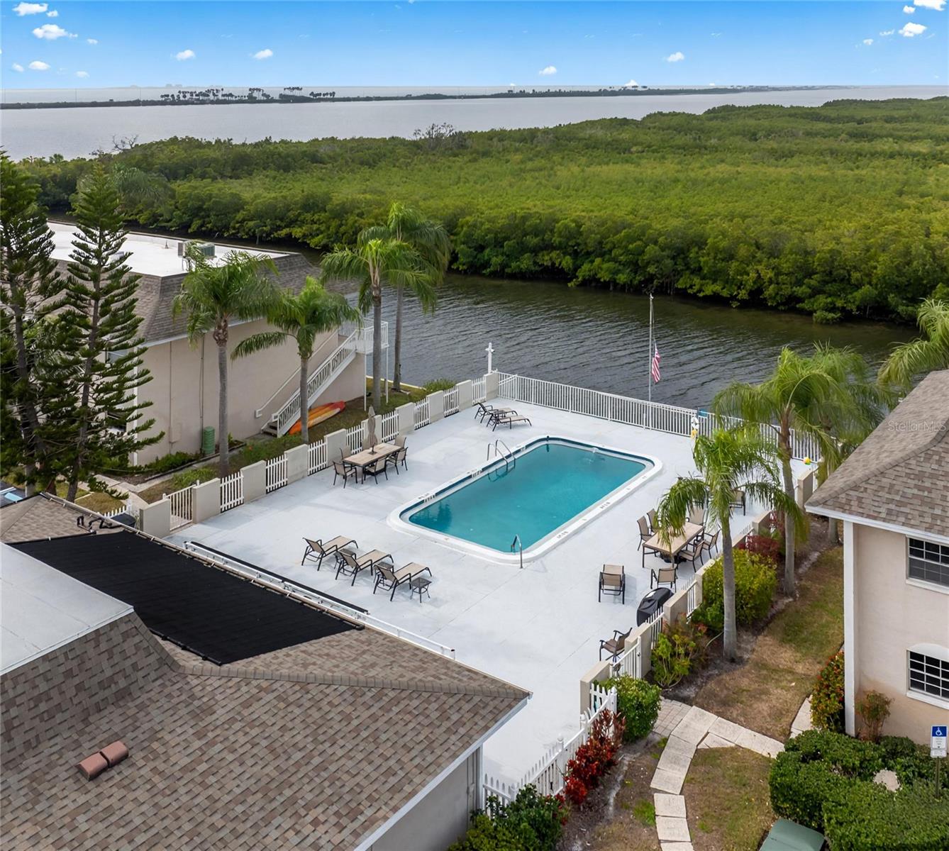 8814 BAY POINTE DR #204, TAMPA, FL, 33615