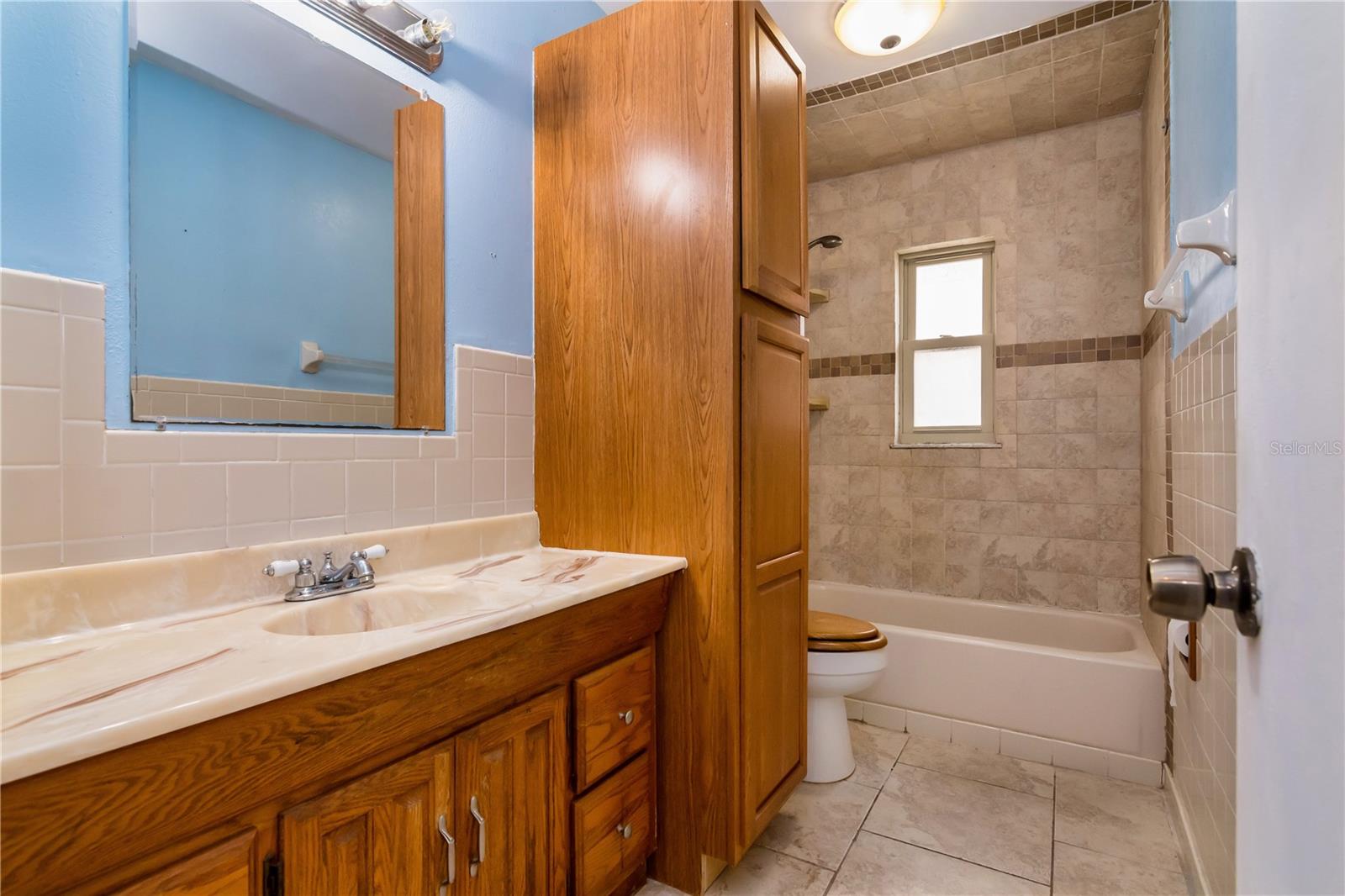 3303 KNIGHTSBRIDGE ROAD, ORLANDO, FL, 32818