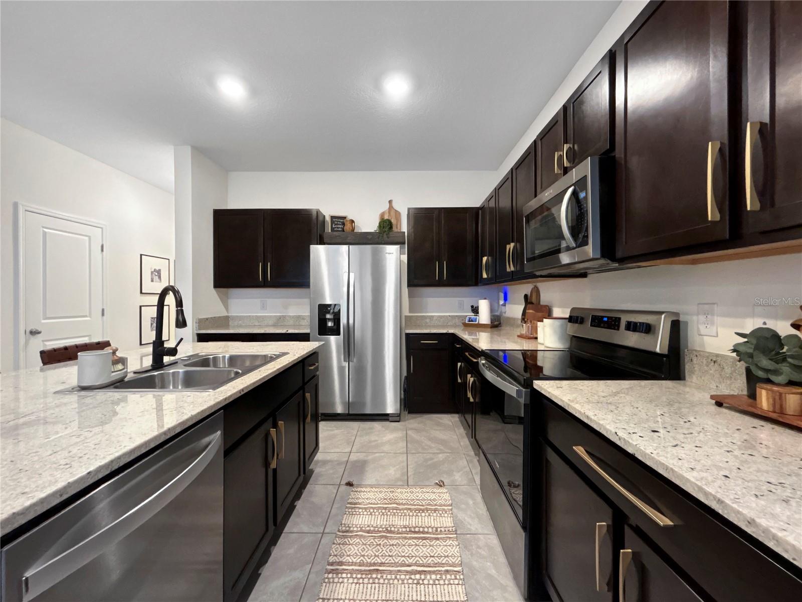 168 MANGROVE SHADE CIR, APOLLO BEACH, FL, 33572