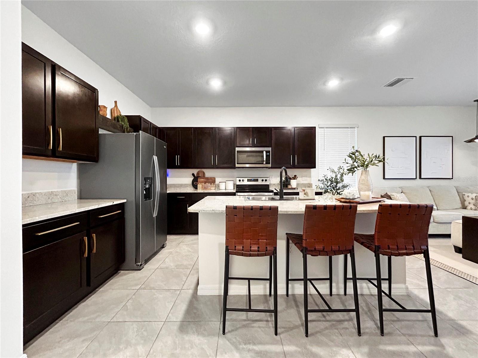 168 MANGROVE SHADE CIR, APOLLO BEACH, FL, 33572