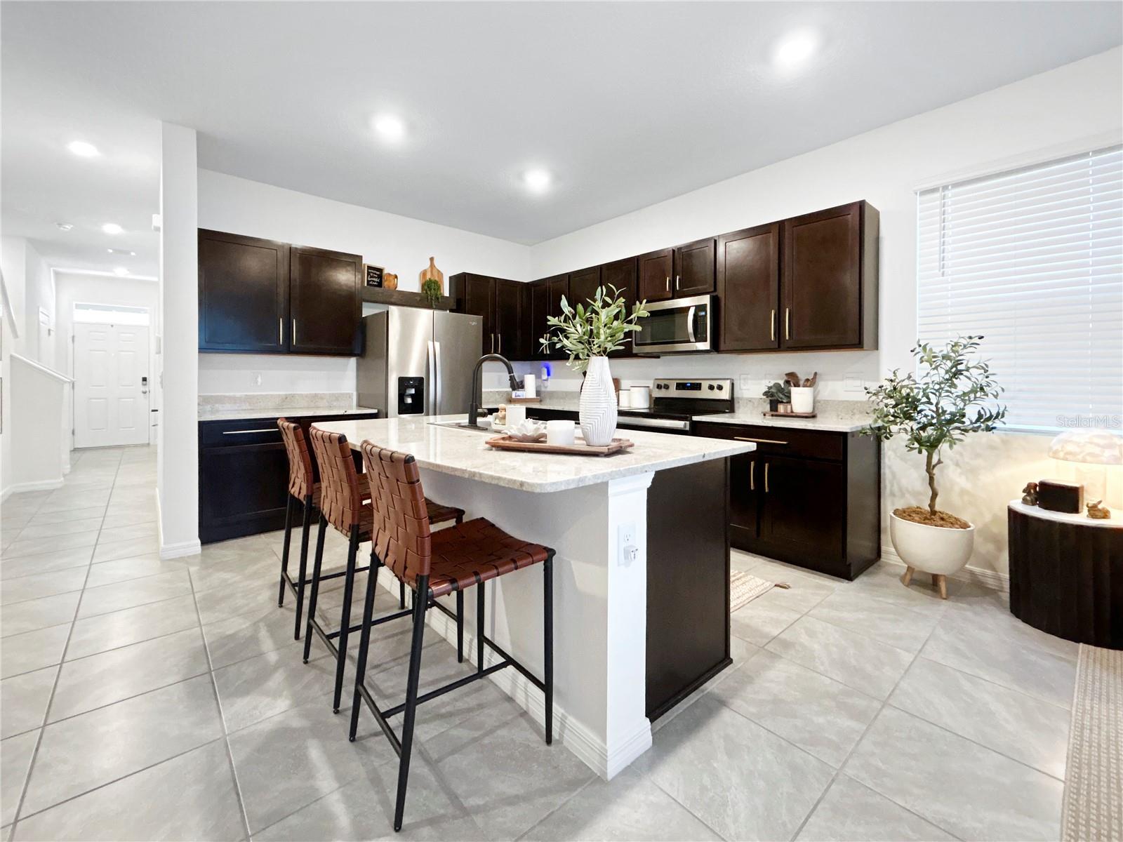 168 MANGROVE SHADE CIR, APOLLO BEACH, FL, 33572