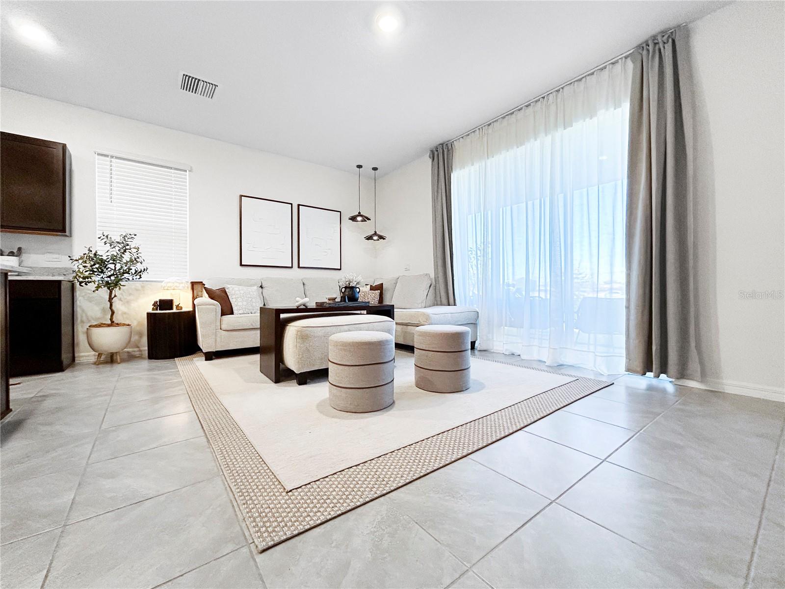 168 MANGROVE SHADE CIR, APOLLO BEACH, FL, 33572