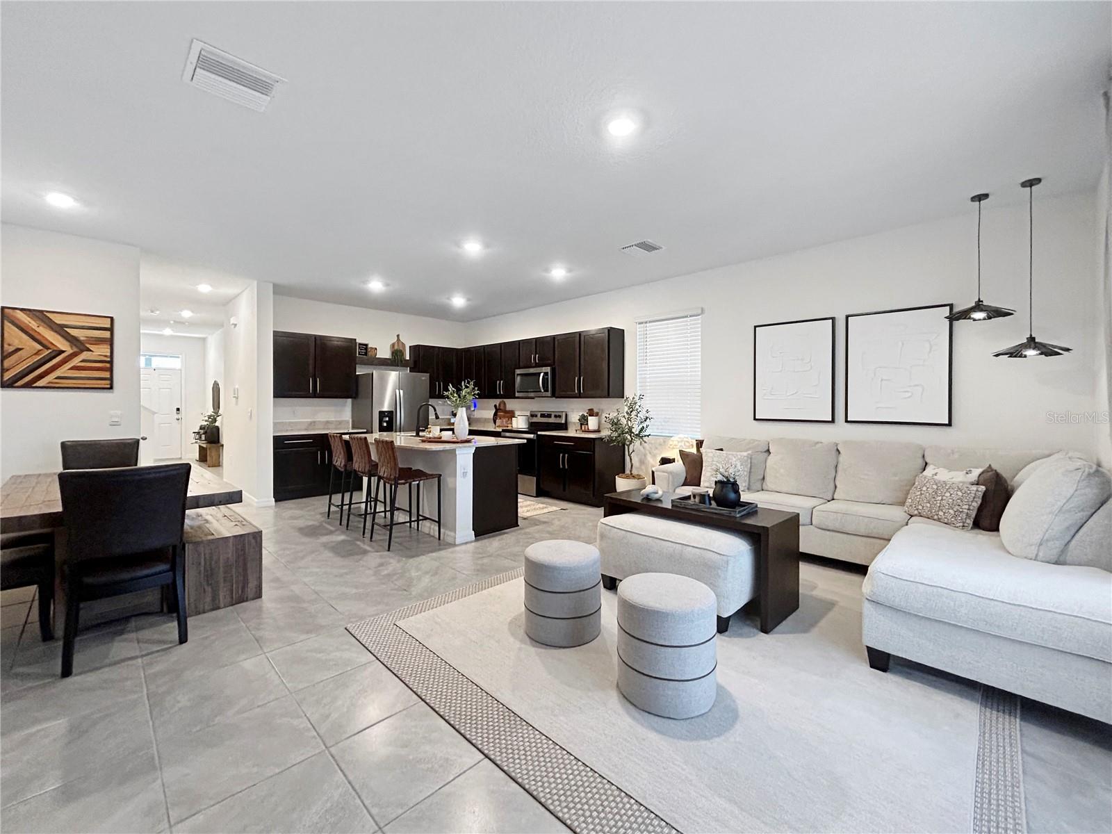 168 MANGROVE SHADE CIR, APOLLO BEACH, FL, 33572