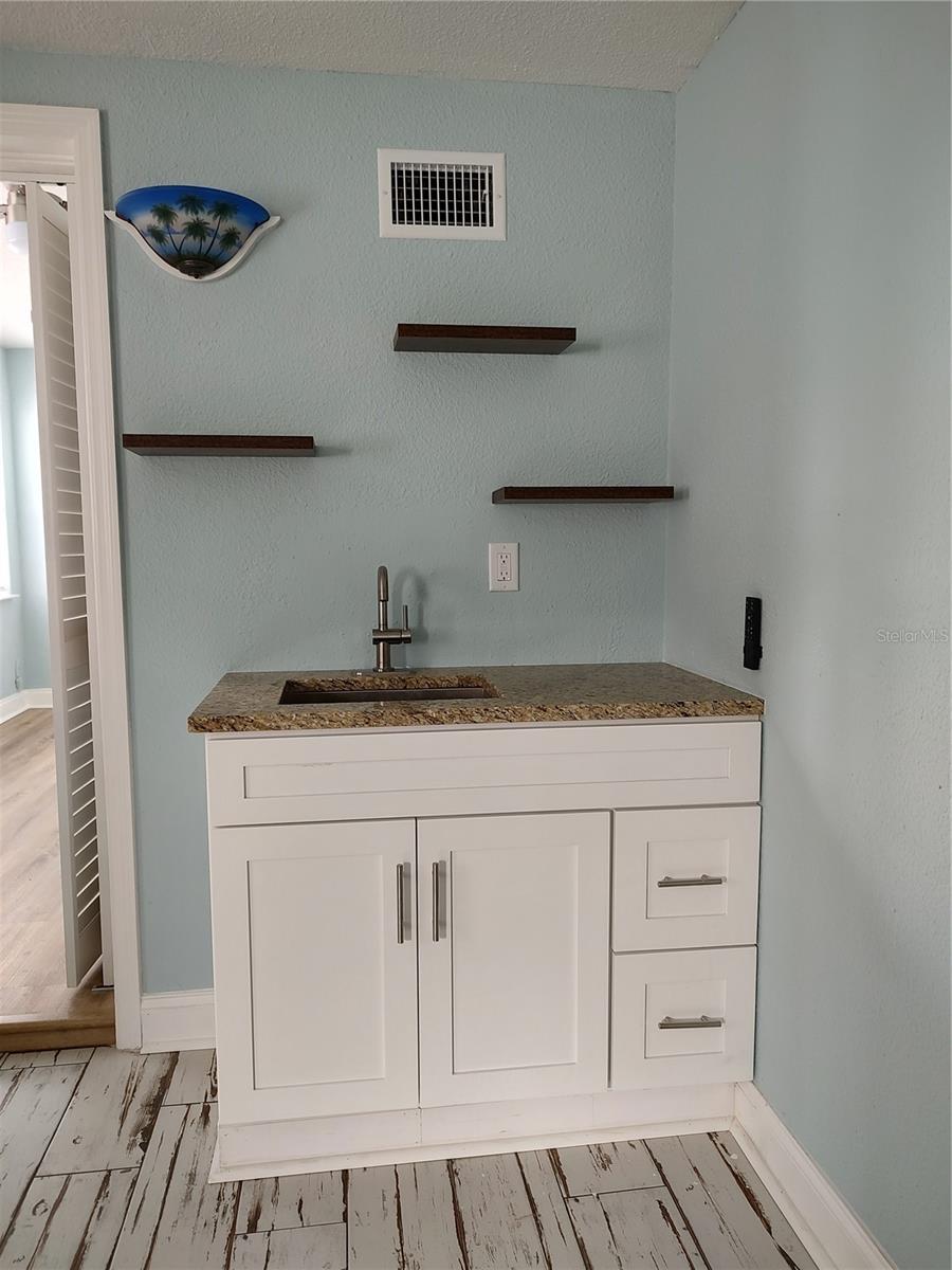 1644 24TH AVE N, ST PETERSBURG, FL, 33713