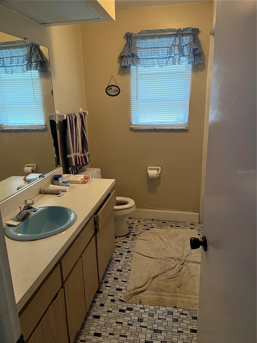 2436 NUREMBERG BLVD, PUNTA GORDA, FL, 33983