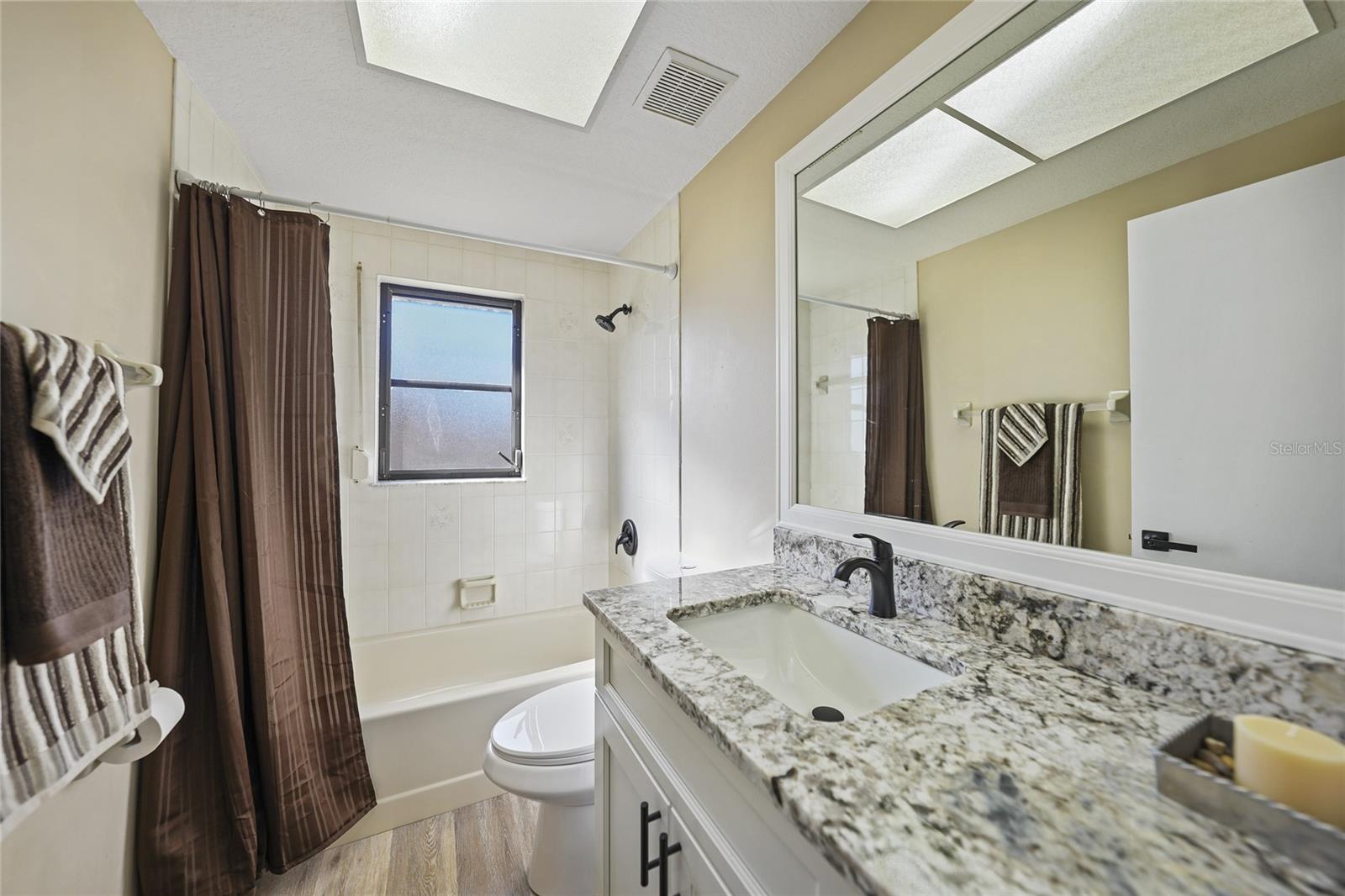 907 JARVIS TER, PORT CHARLOTTE, FL, 33948