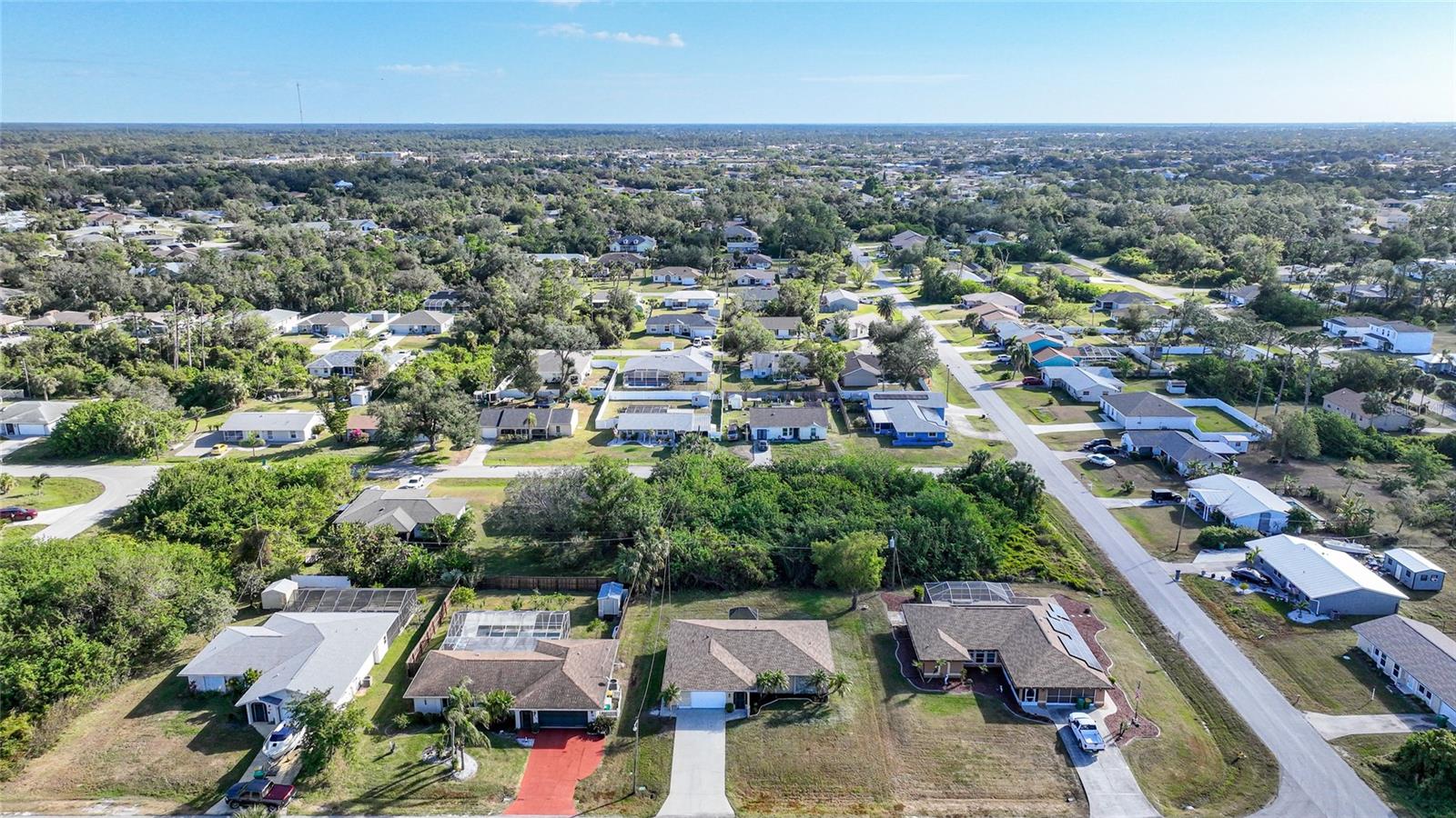 907 JARVIS TER, PORT CHARLOTTE, FL, 33948