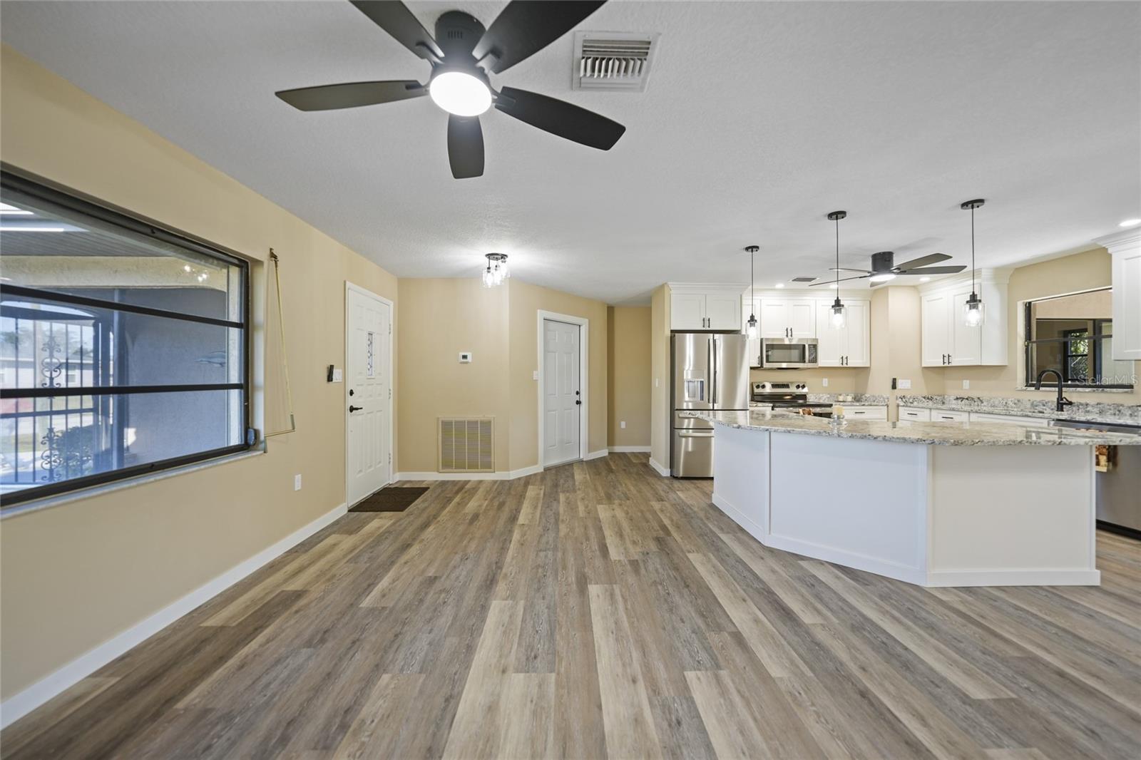 907 JARVIS TER, PORT CHARLOTTE, FL, 33948