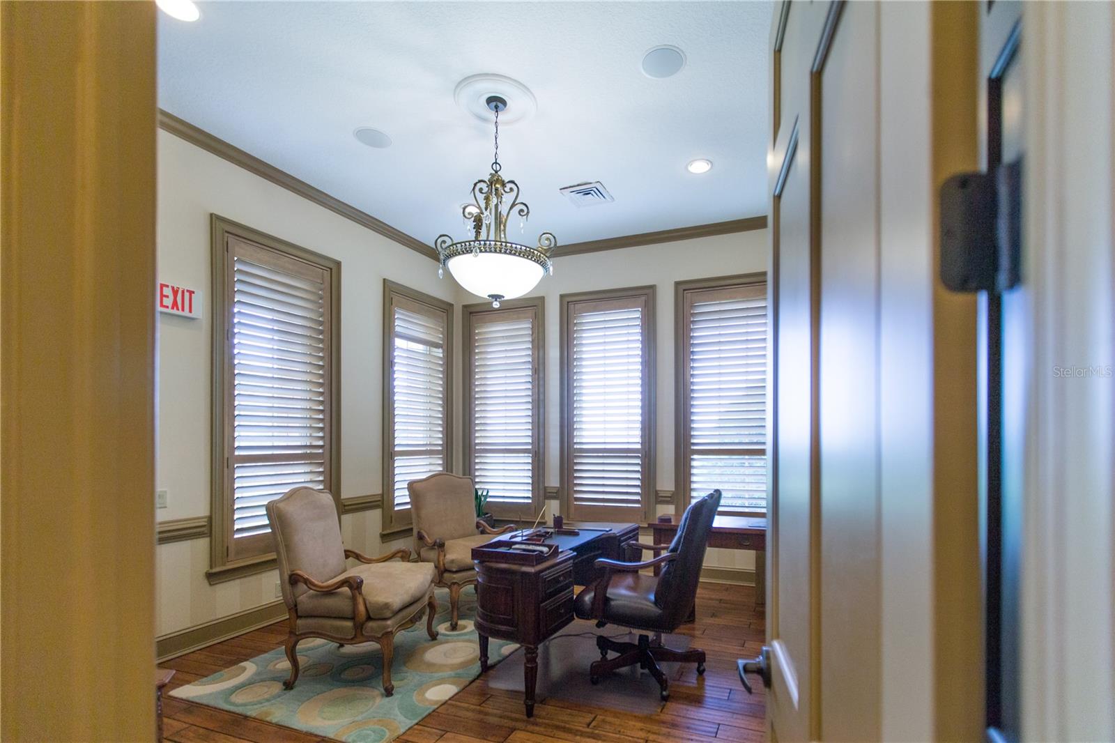 OM691215 Property Photo