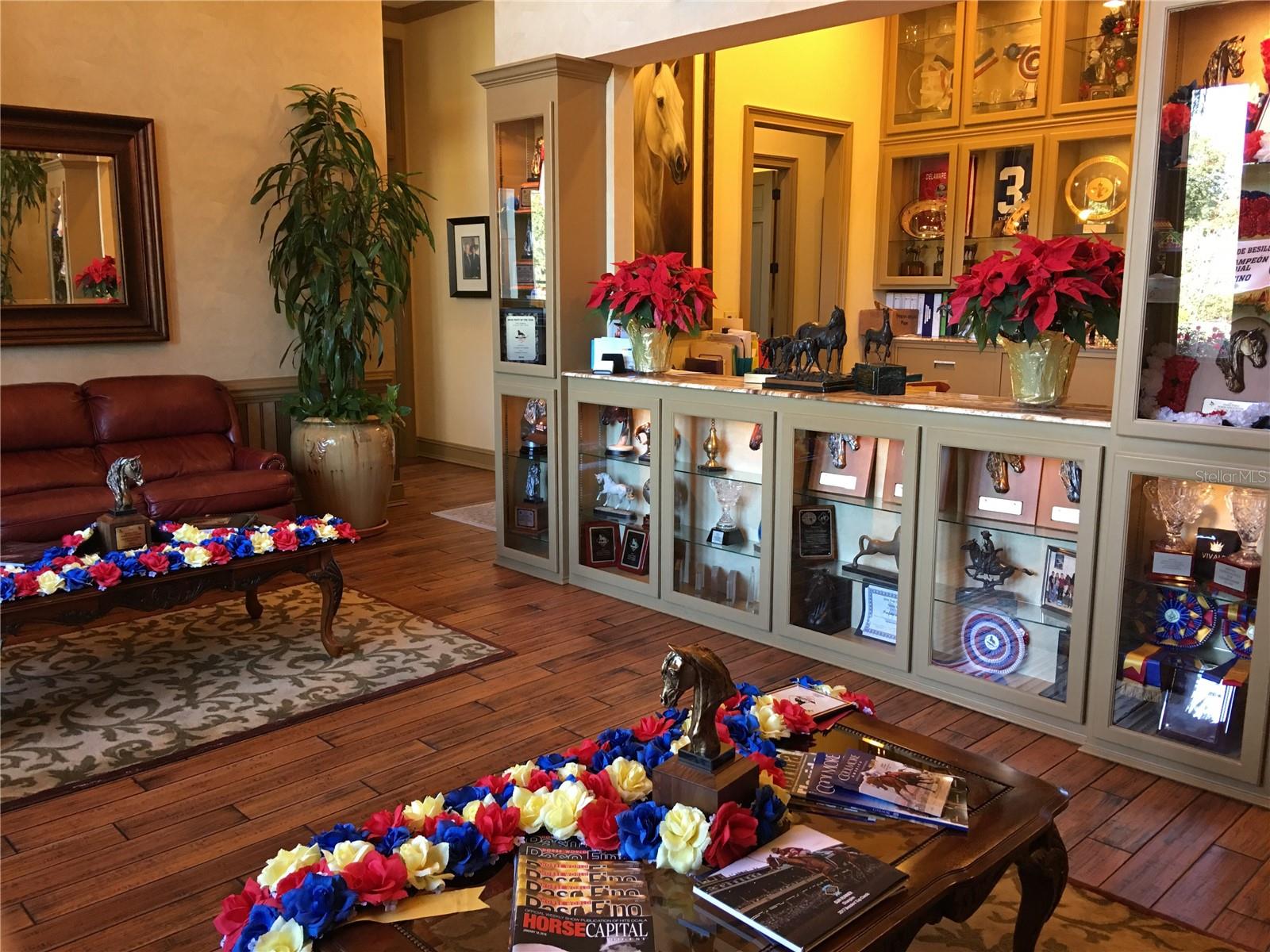 OM691215 Property Photo