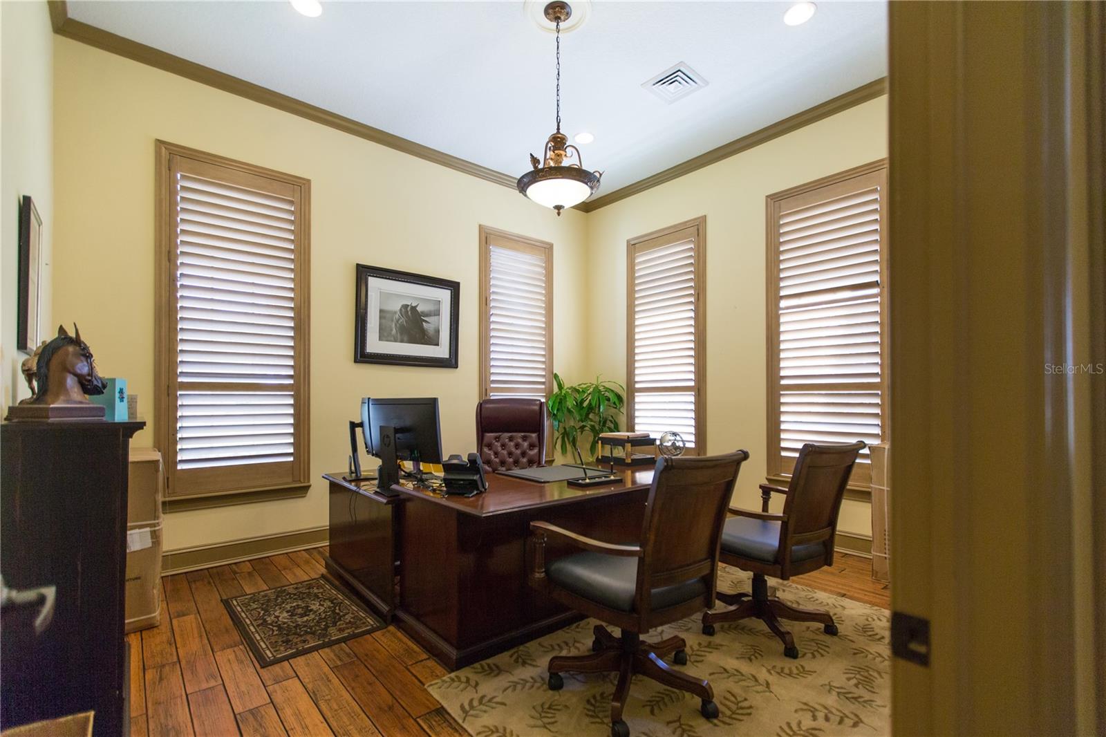 OM691215 Property Photo