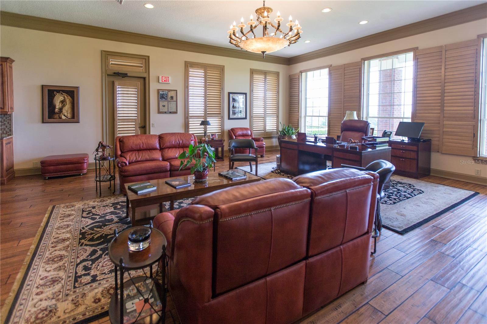 OM691215 Property Photo