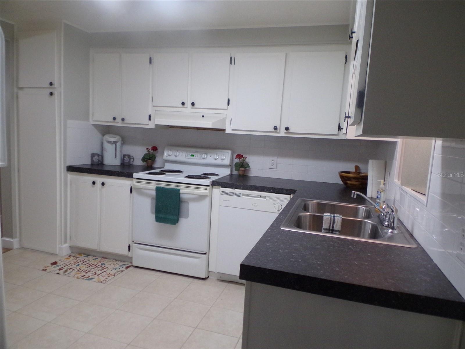 108 50TH AVENUE PLZ E, BRADENTON, FL, 34203