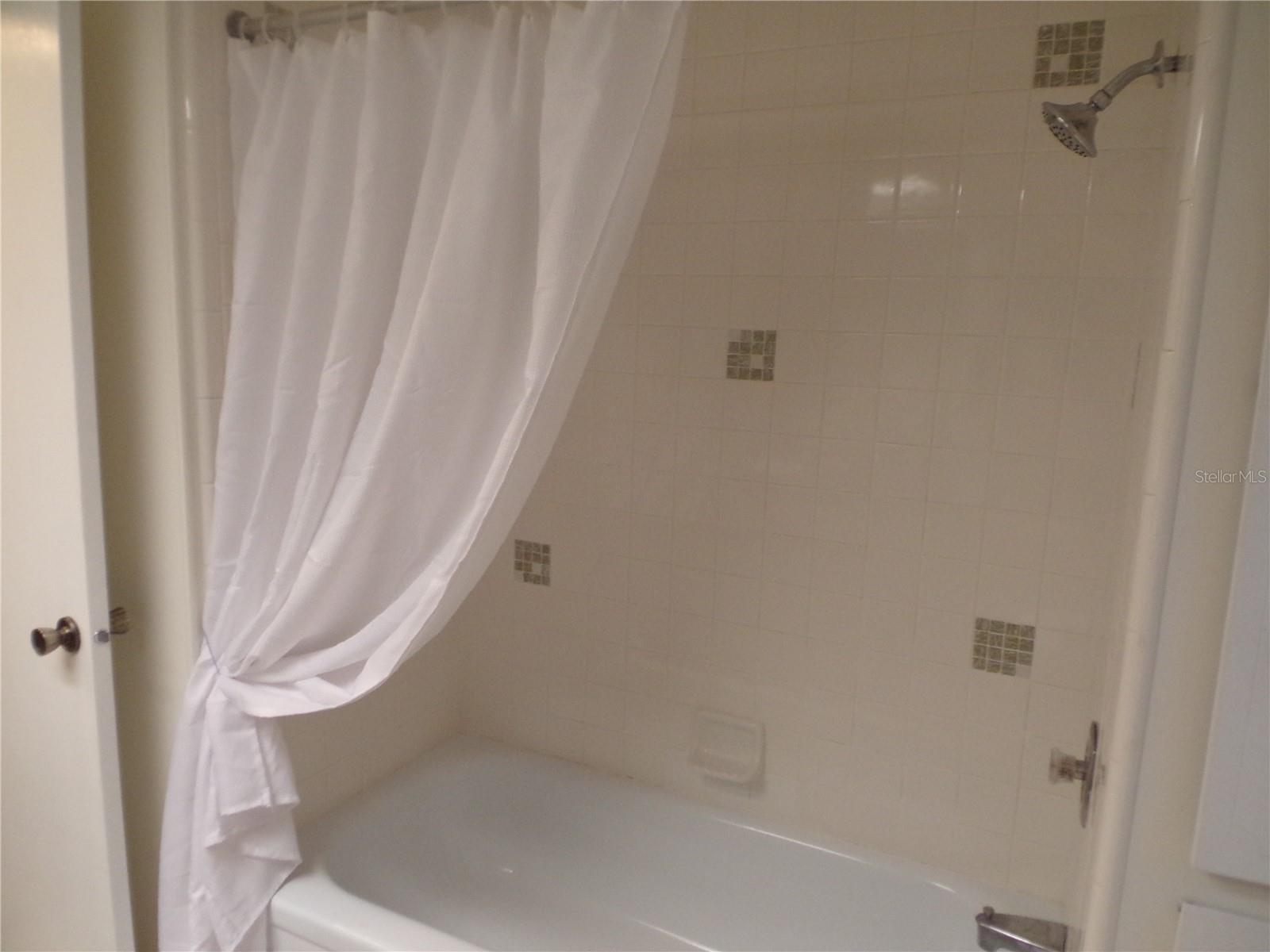 108 50TH AVENUE PLZ E, BRADENTON, FL, 34203