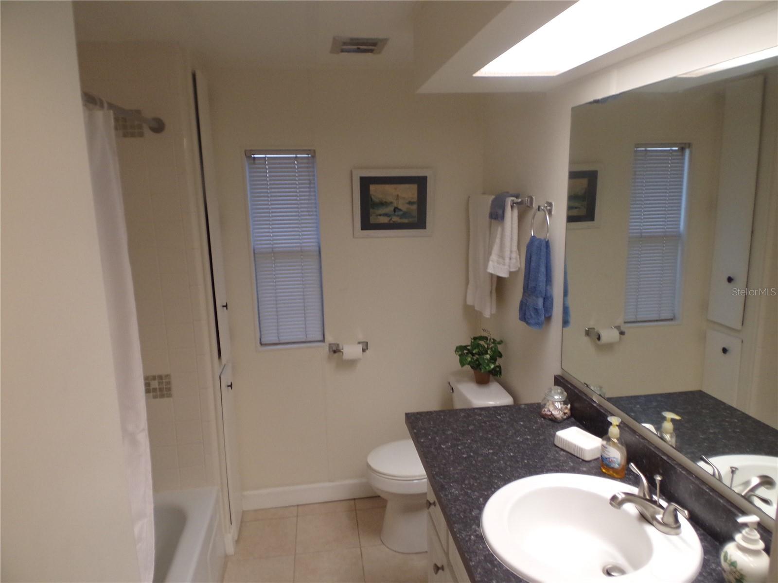 108 50TH AVENUE PLZ E, BRADENTON, FL, 34203