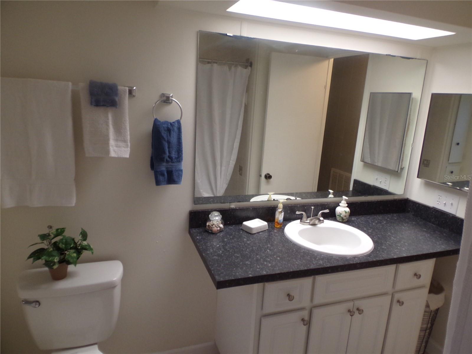 108 50TH AVENUE PLZ E, BRADENTON, FL, 34203