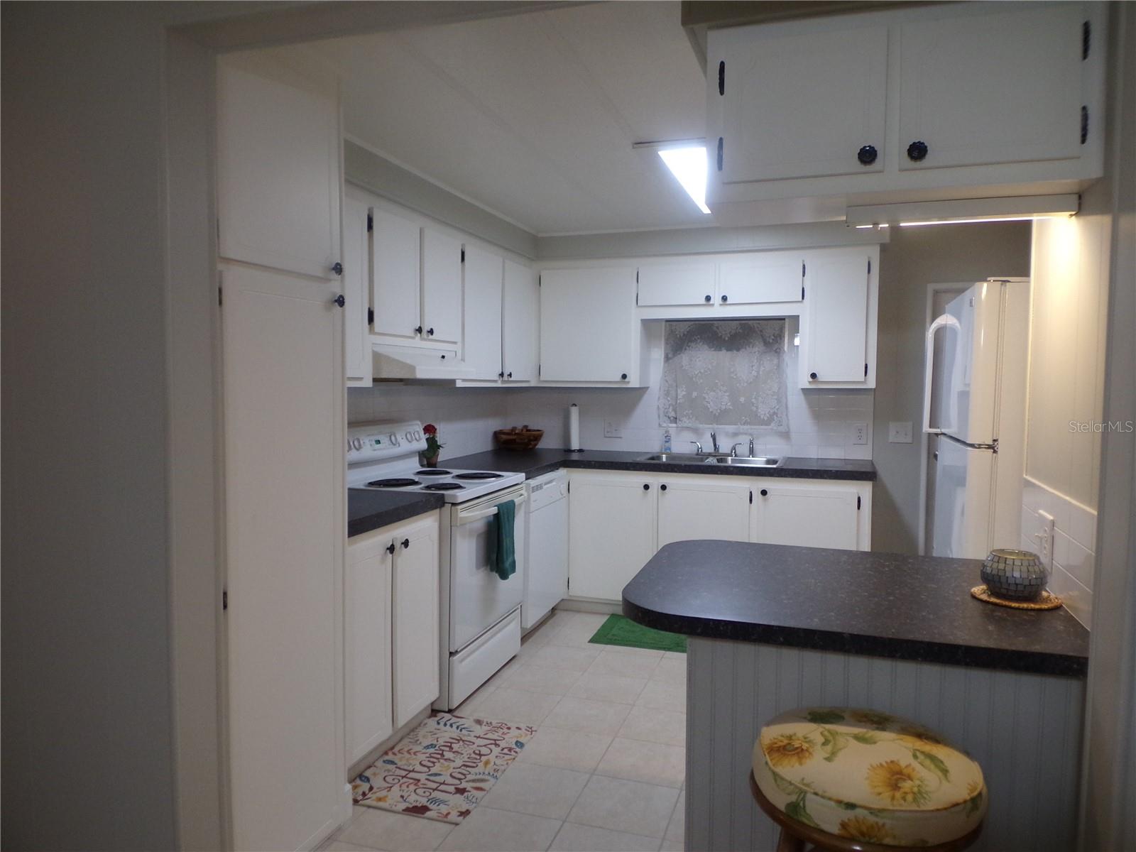 108 50TH AVENUE PLZ E, BRADENTON, FL, 34203