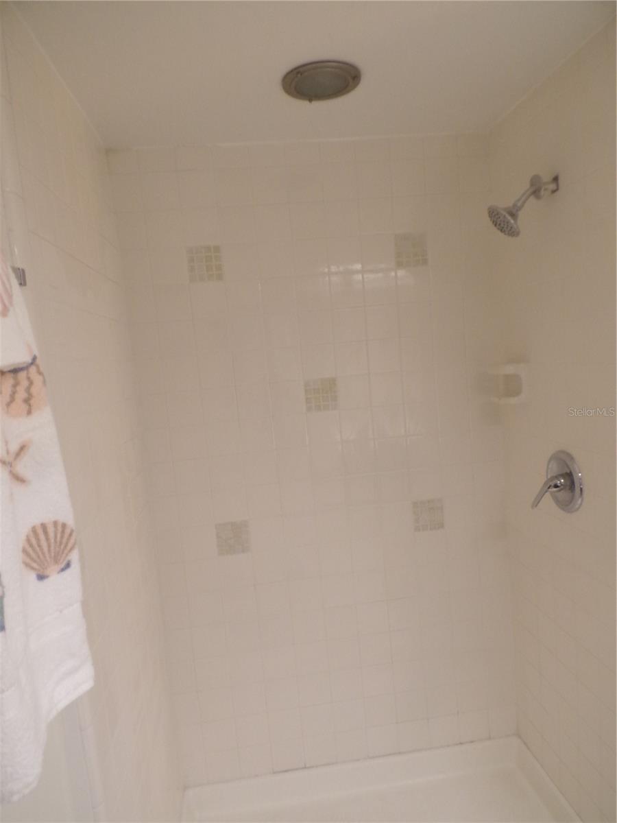 108 50TH AVENUE PLZ E, BRADENTON, FL, 34203