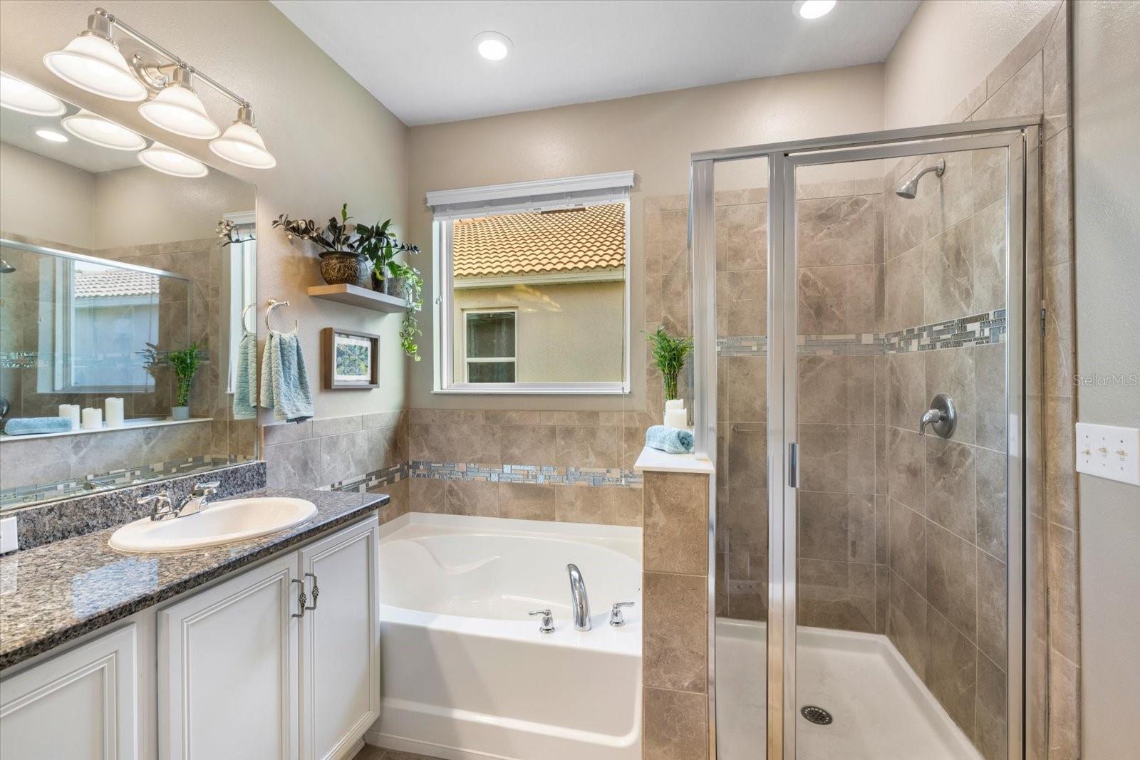 2049 MESIC HAMMOCK WAY, VENICE, FL, 34292