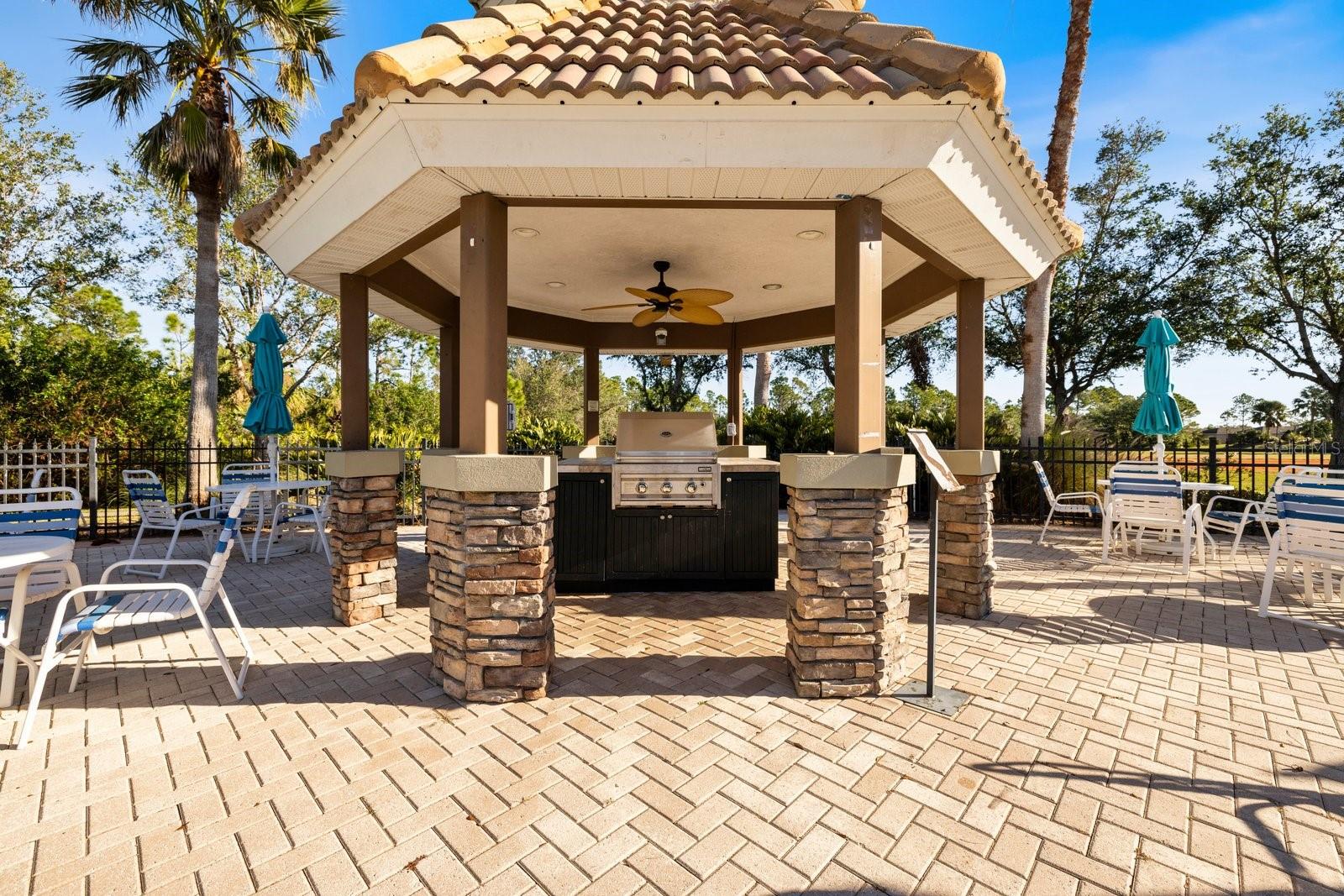 2049 MESIC HAMMOCK WAY, VENICE, FL, 34292