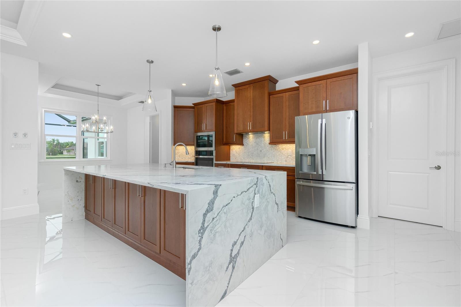 425 ORINOCO ST, PUNTA GORDA, FL, 33983