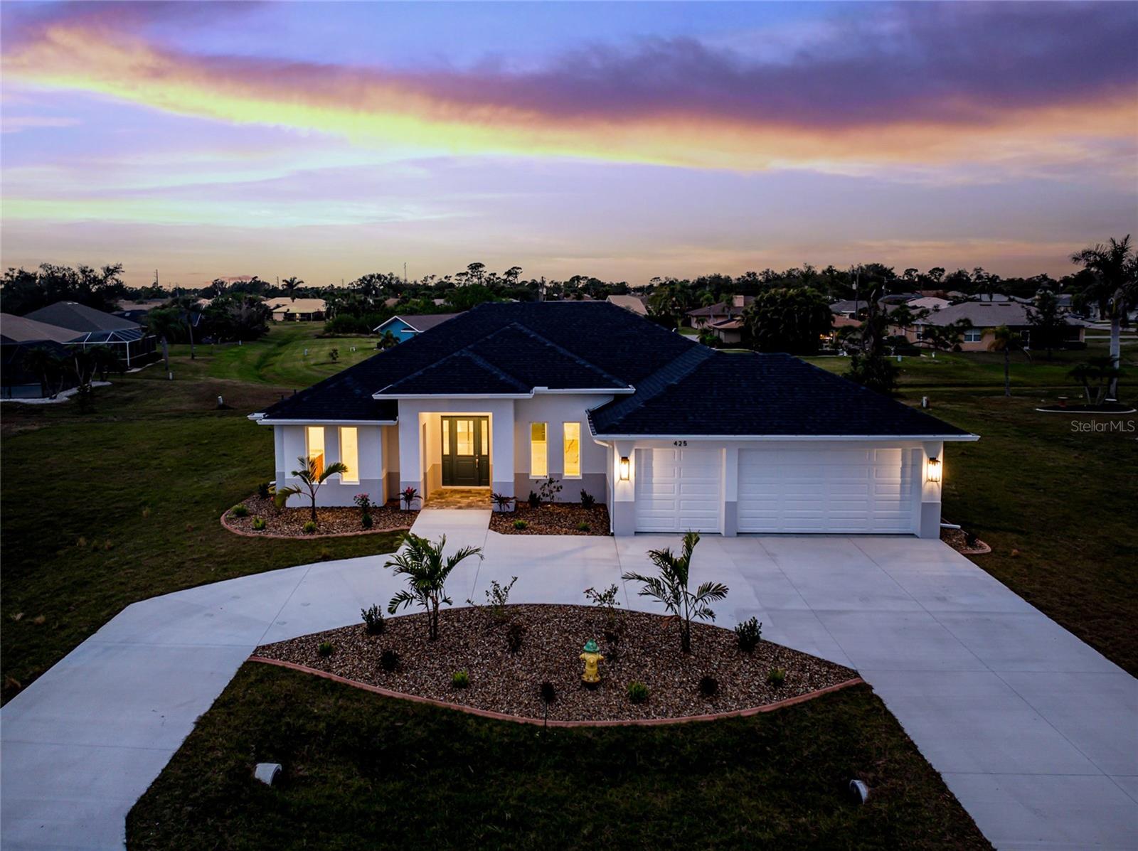 425 ORINOCO ST, PUNTA GORDA, FL, 33983