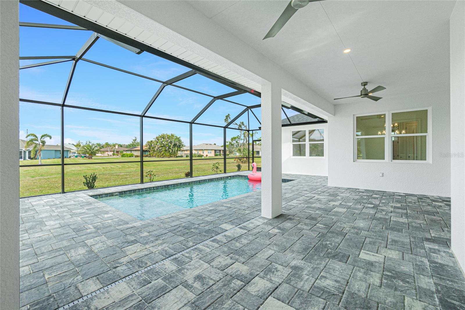 425 ORINOCO ST, PUNTA GORDA, FL, 33983