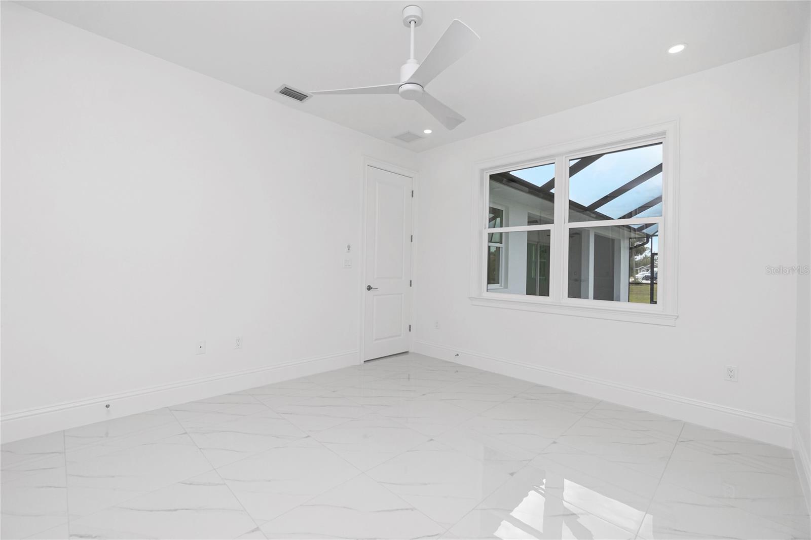 425 ORINOCO ST, PUNTA GORDA, FL, 33983