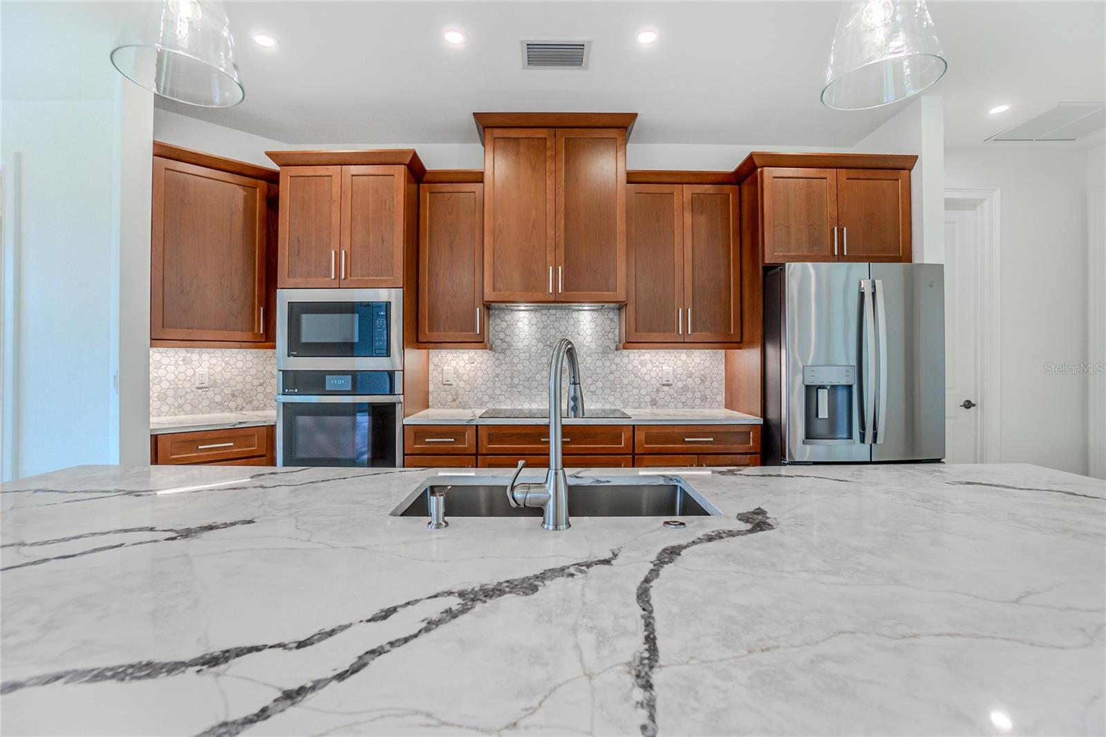 425 ORINOCO ST, PUNTA GORDA, FL, 33983