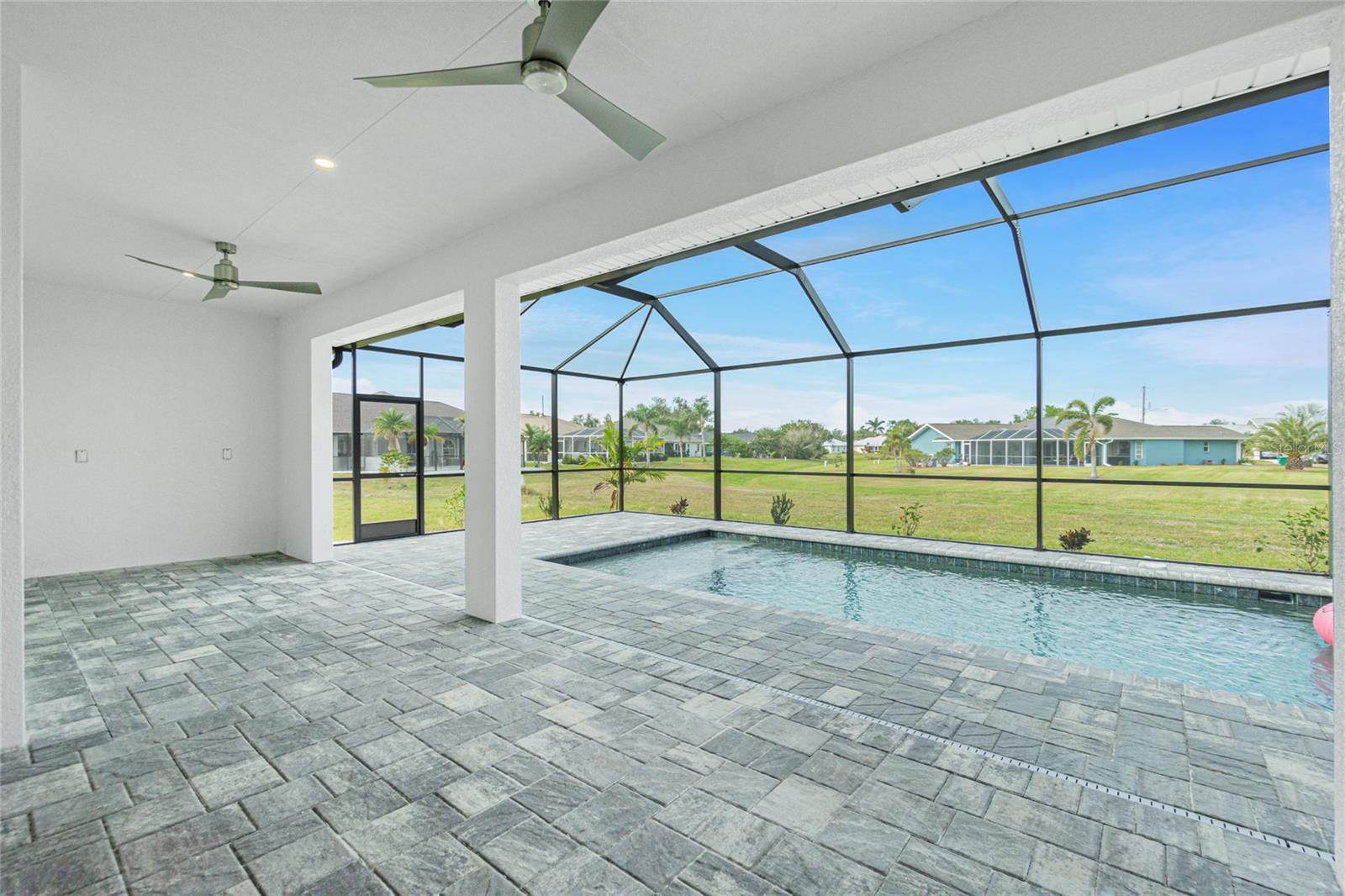 425 ORINOCO ST, PUNTA GORDA, FL, 33983