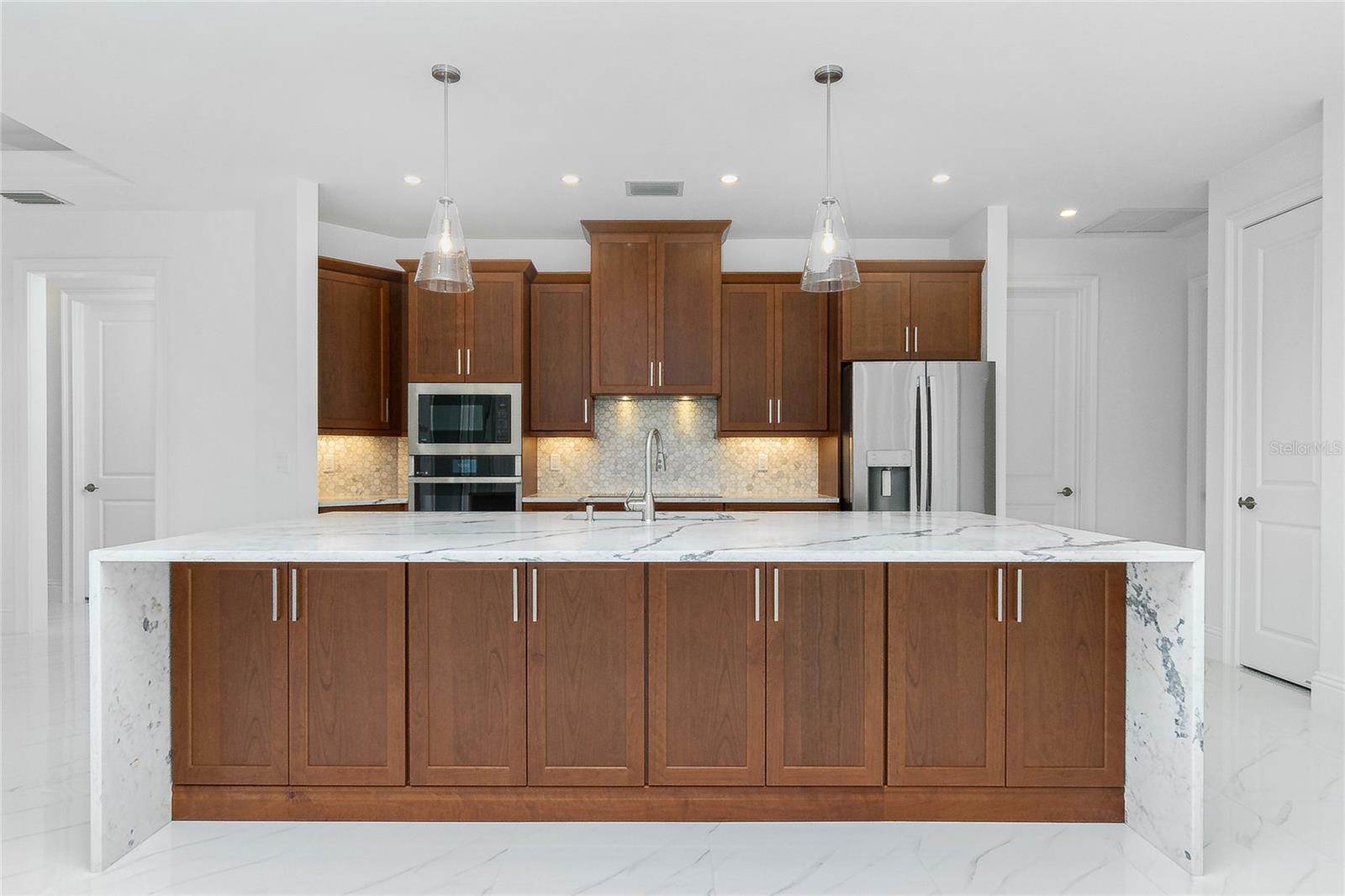 425 ORINOCO ST, PUNTA GORDA, FL, 33983