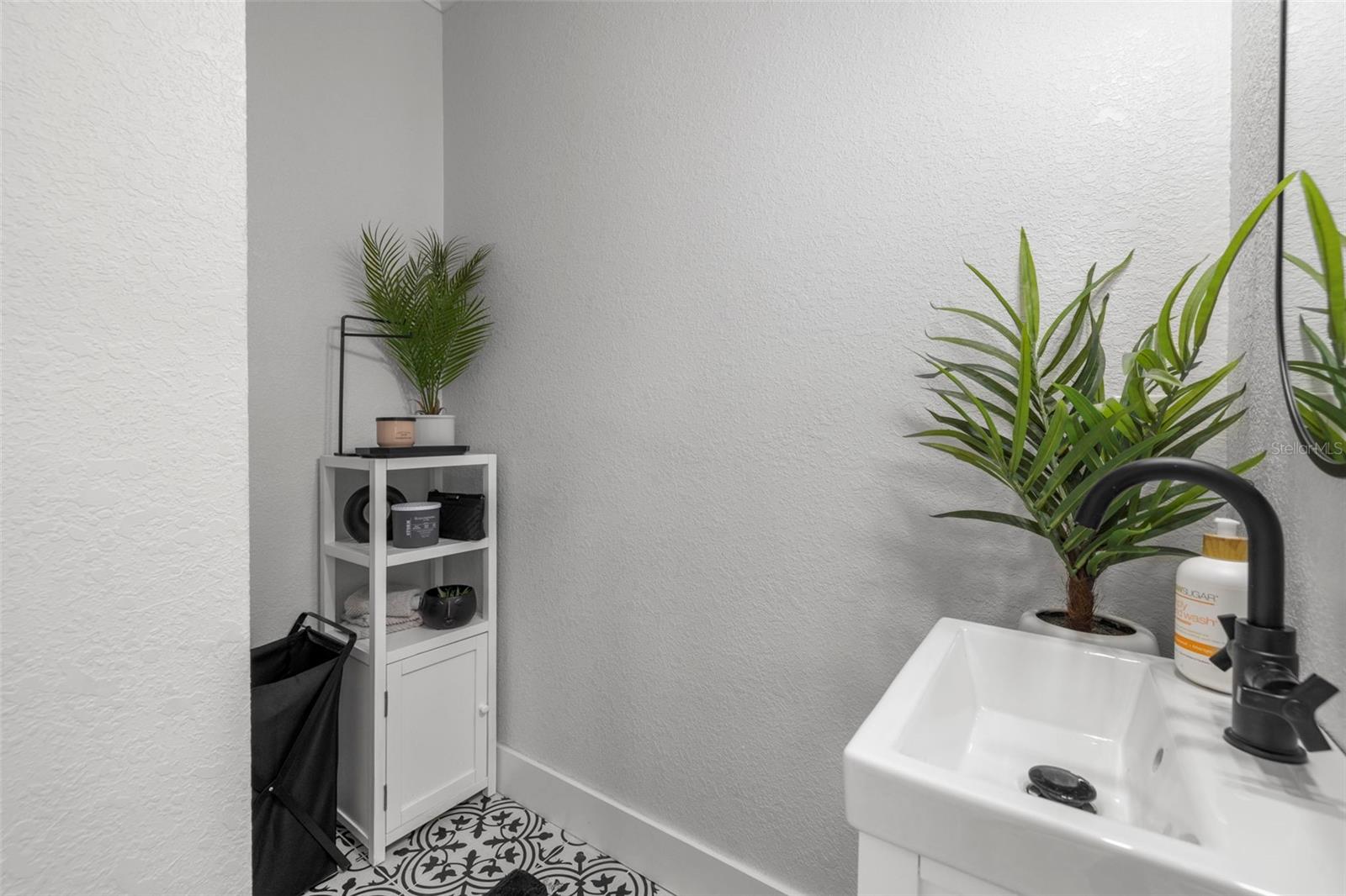 554 6TH AVE N, ST PETERSBURG, FL, 33701