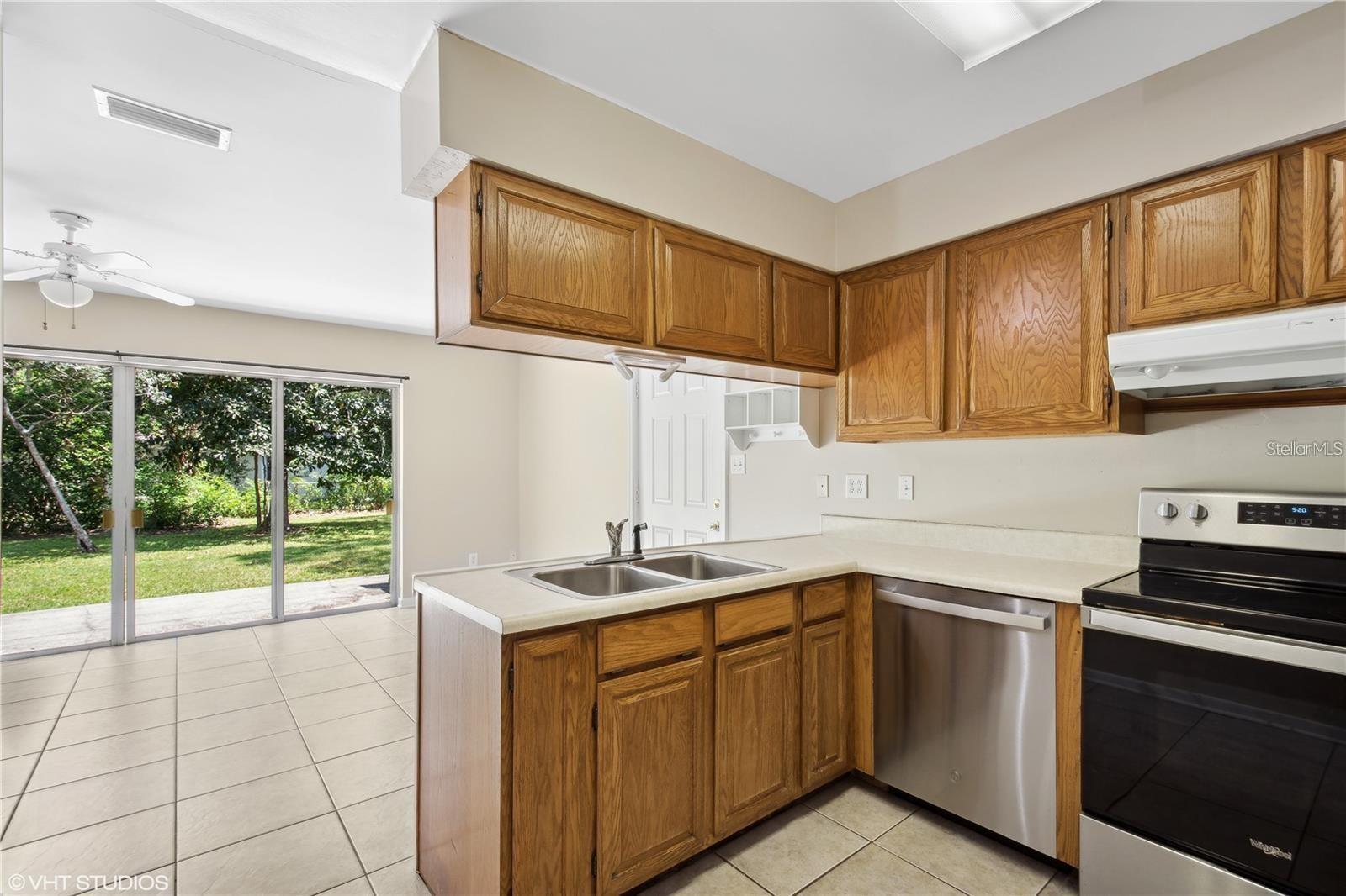 2015 NW 36TH DR, GAINESVILLE, FL, 32606