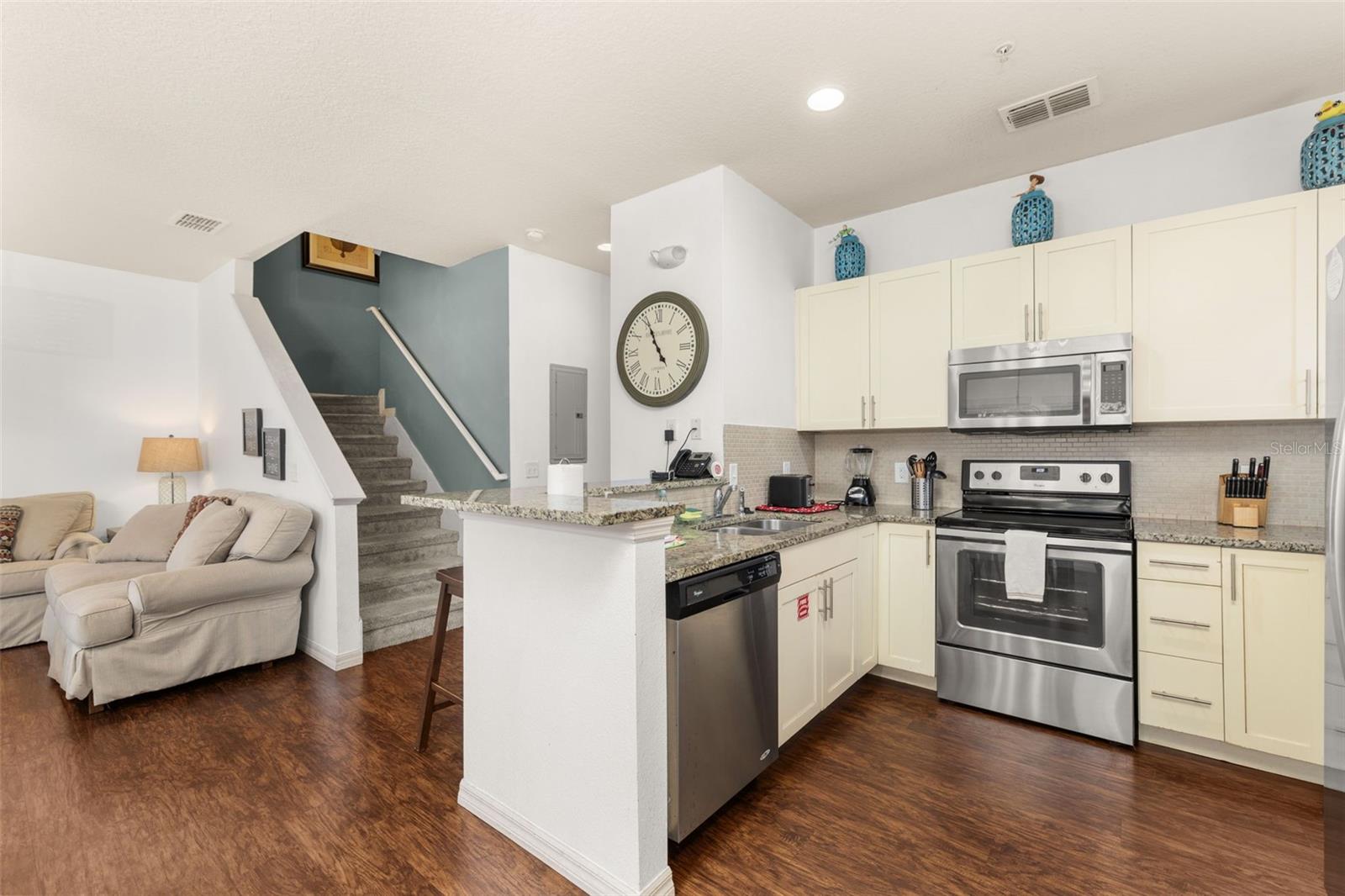 8984 SILVER PL, KISSIMMEE, FL, 34747
