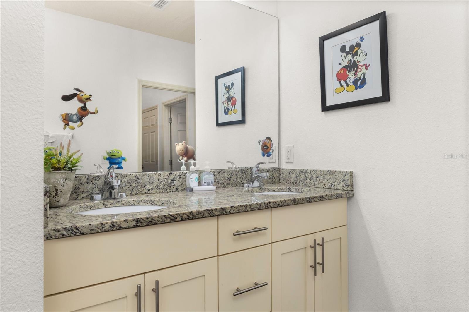 8984 SILVER PL, KISSIMMEE, FL, 34747