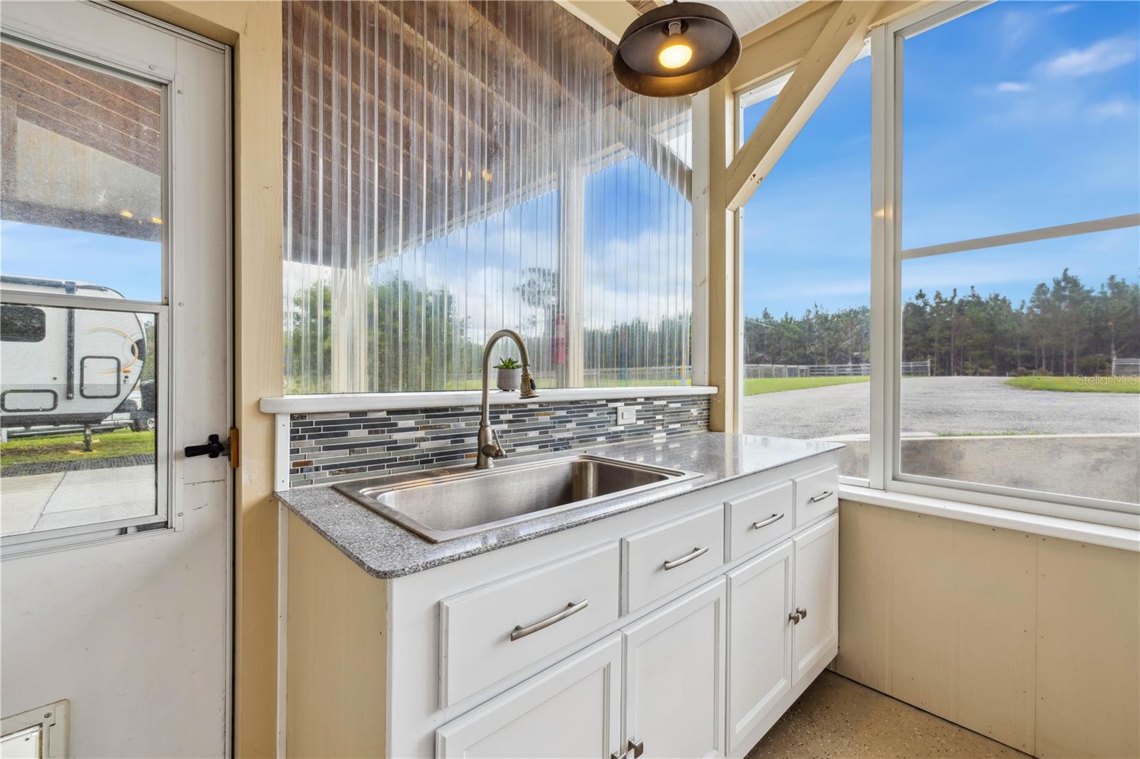 712 SOUTHWEST RASBERRY CT, FORT WHITE, FL, 32038