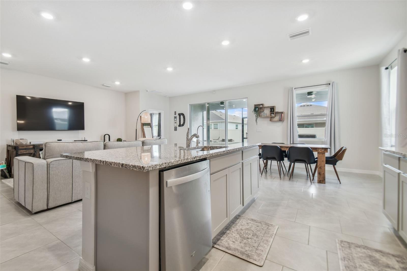10058 SHORELINE VIEW WAY, WESLEY CHAPEL, FL, 33545