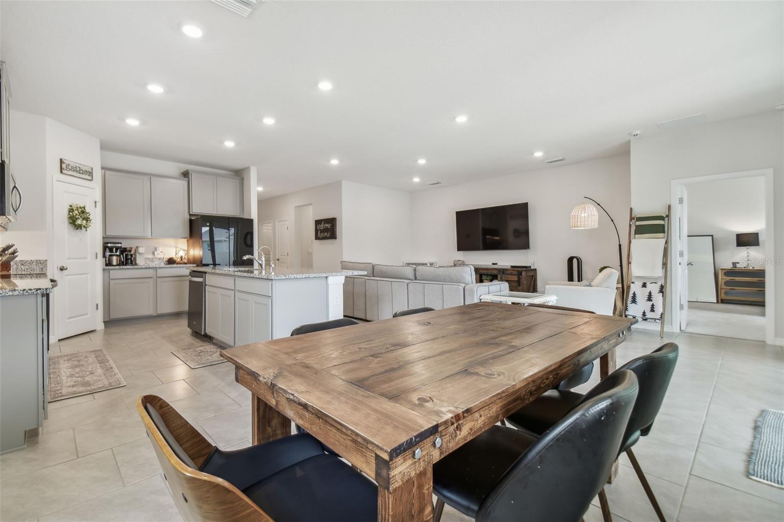 10058 SHORELINE VIEW WAY, WESLEY CHAPEL, FL, 33545