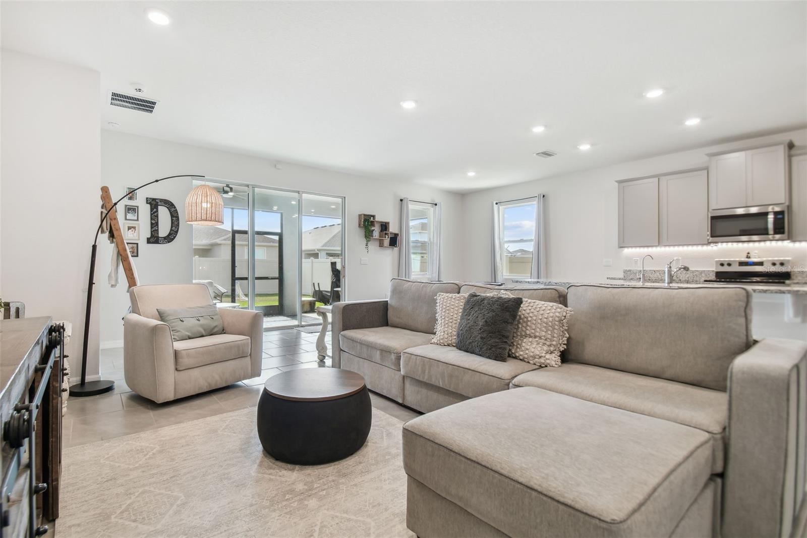 10058 SHORELINE VIEW WAY, WESLEY CHAPEL, FL, 33545