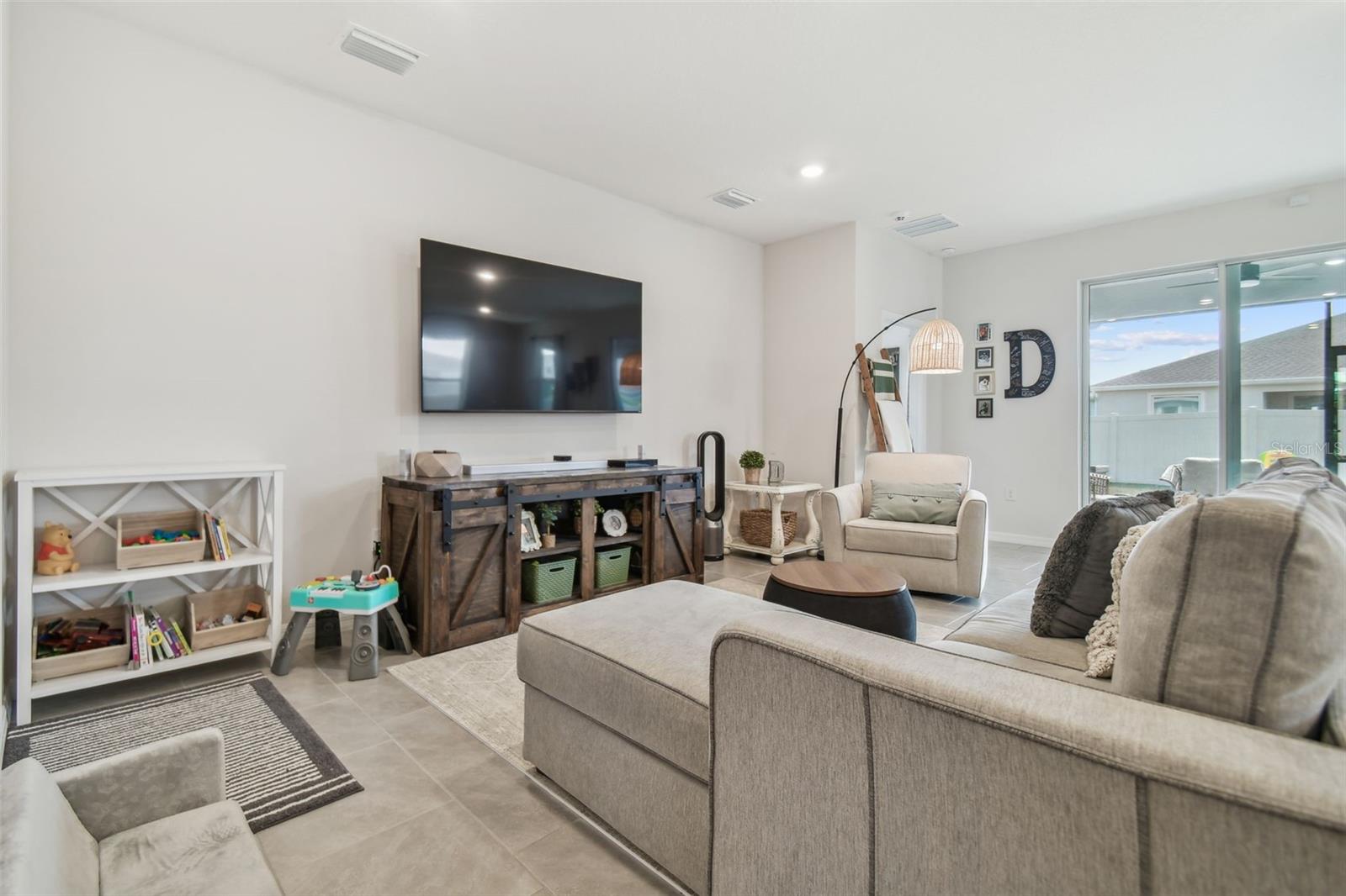 10058 SHORELINE VIEW WAY, WESLEY CHAPEL, FL, 33545