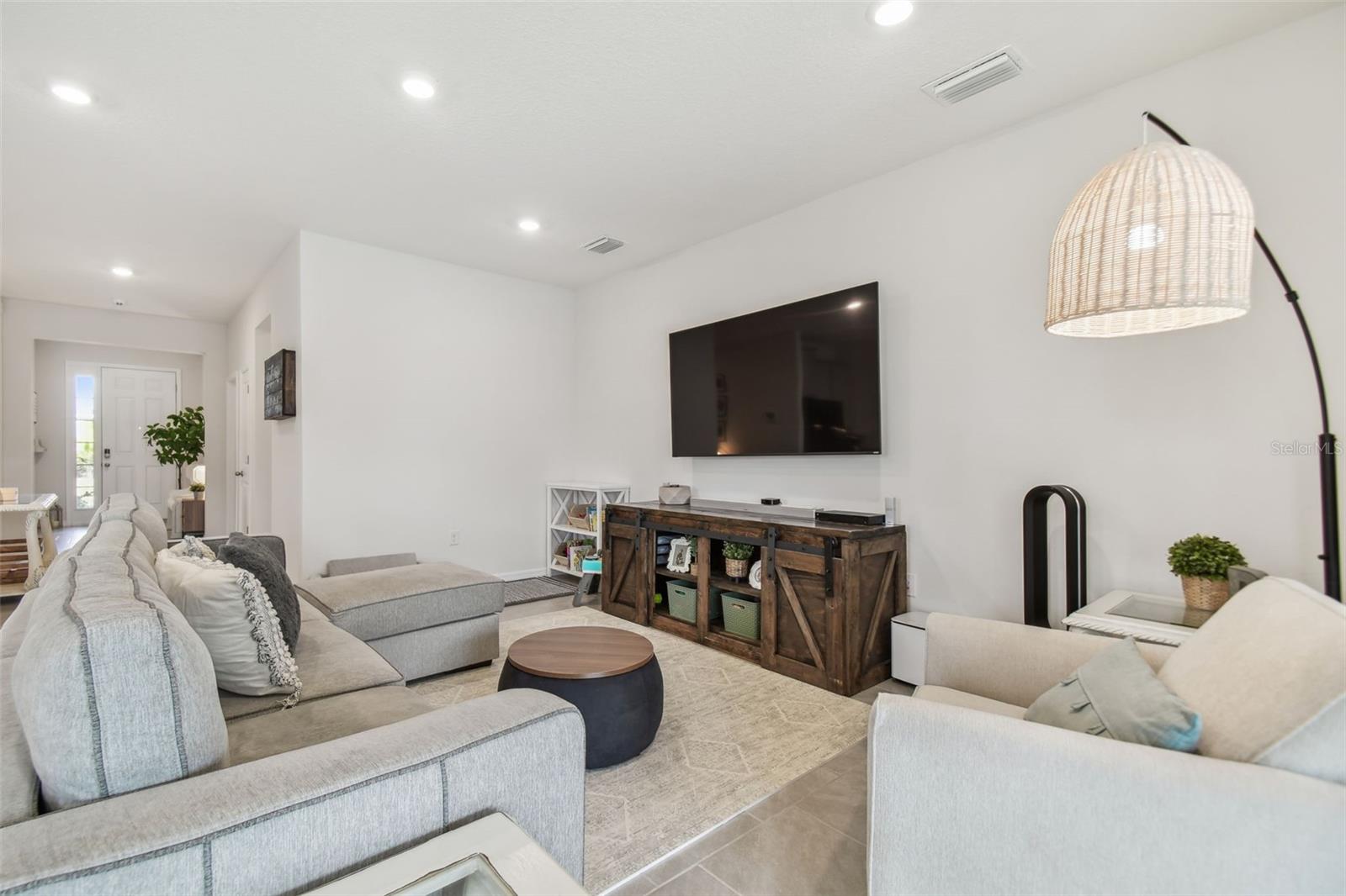 10058 SHORELINE VIEW WAY, WESLEY CHAPEL, FL, 33545