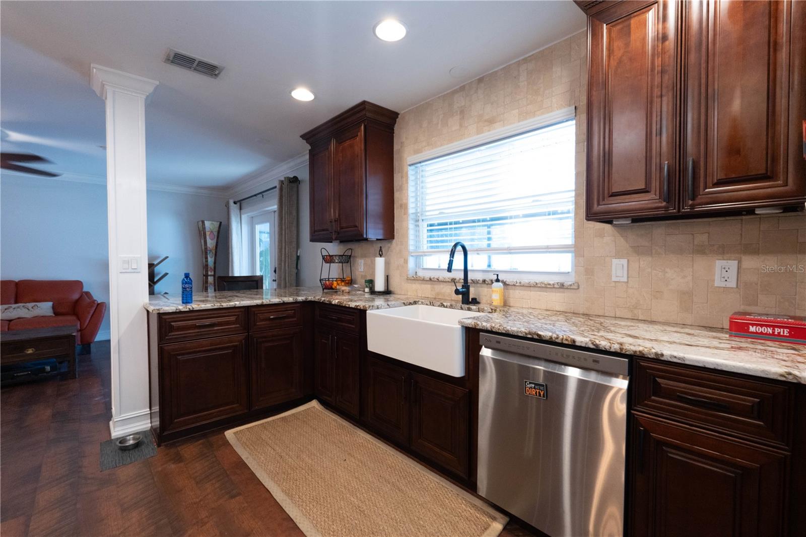 1032 FOREST CIR, WINTER SPRINGS, FL, 32708