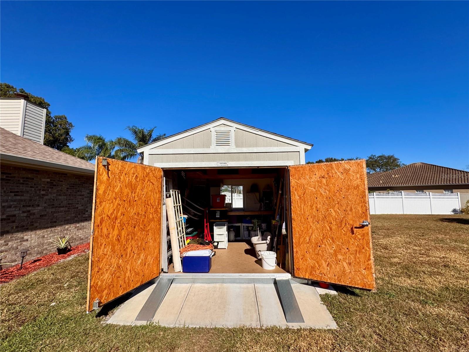 516 DONALDSON DR, DEBARY, FL, 32713