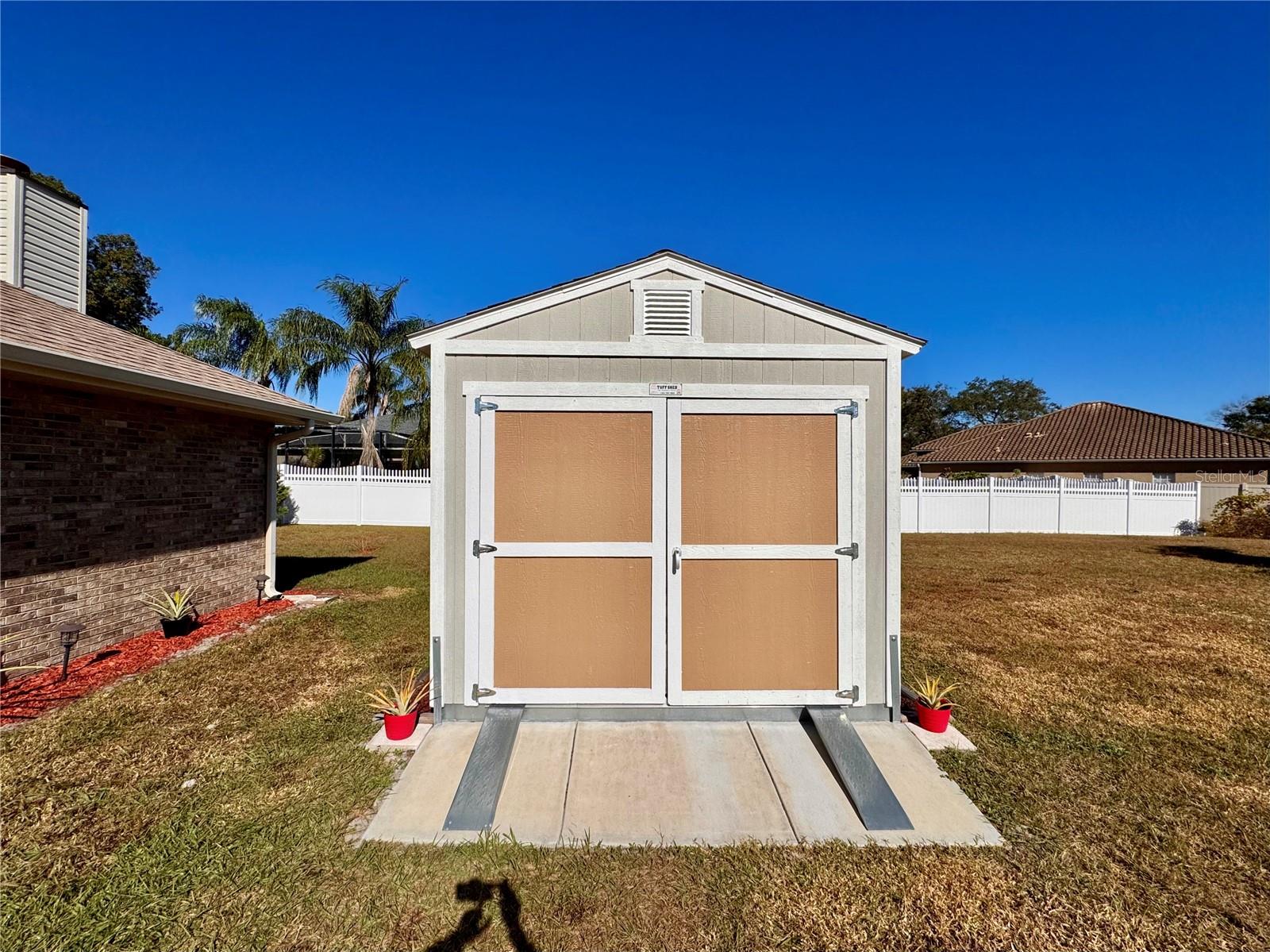 516 DONALDSON DR, DEBARY, FL, 32713